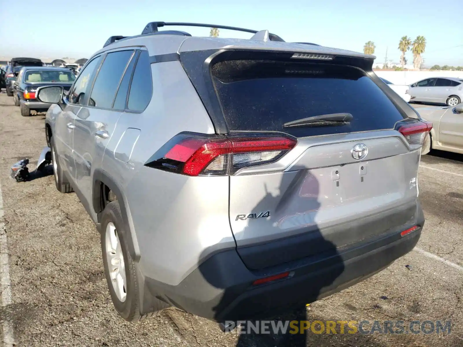 3 Photograph of a damaged car 2T3P1RFV0KC021451 TOYOTA RAV4 2019