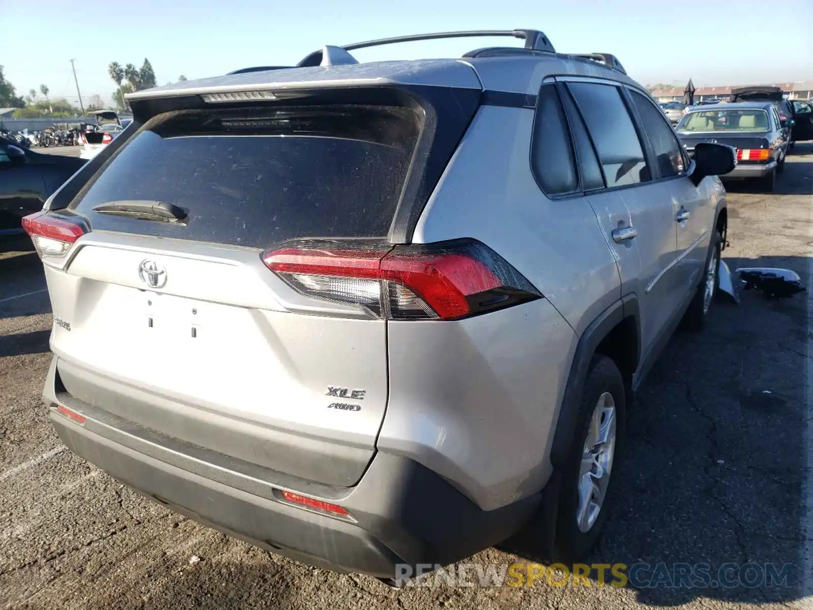 4 Photograph of a damaged car 2T3P1RFV0KC021451 TOYOTA RAV4 2019