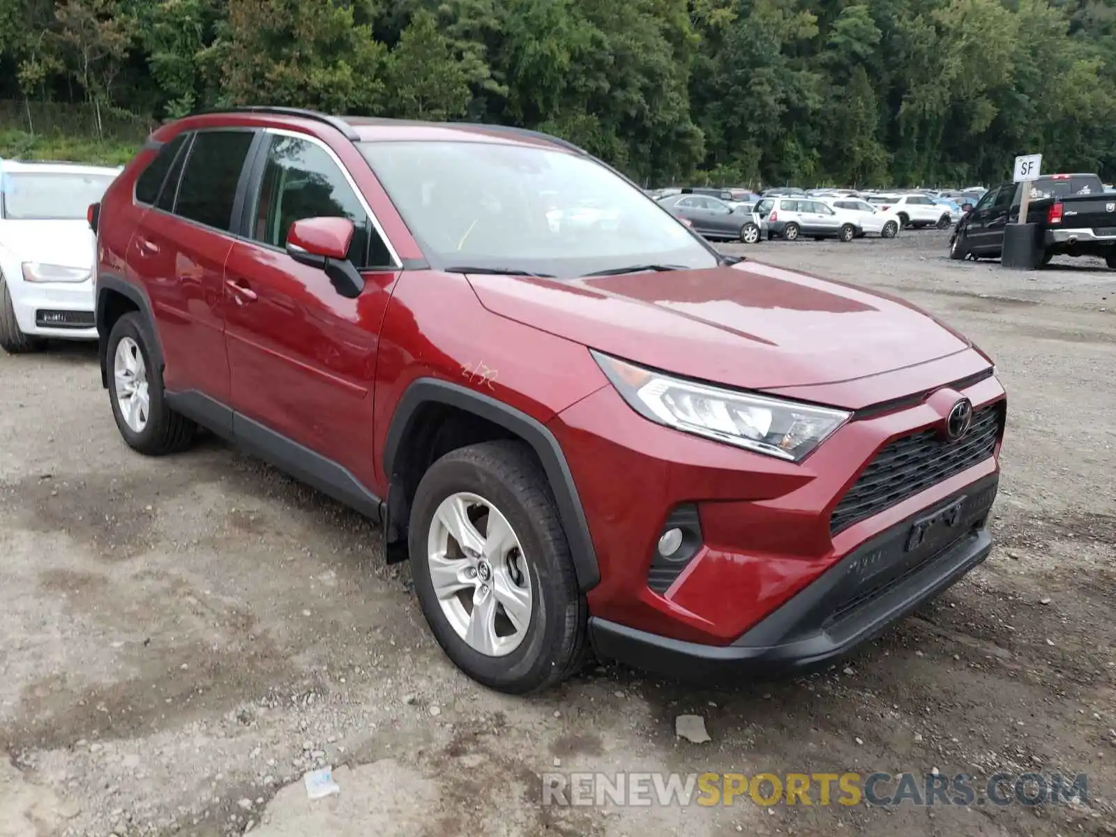 1 Photograph of a damaged car 2T3P1RFV0KC029212 TOYOTA RAV4 2019