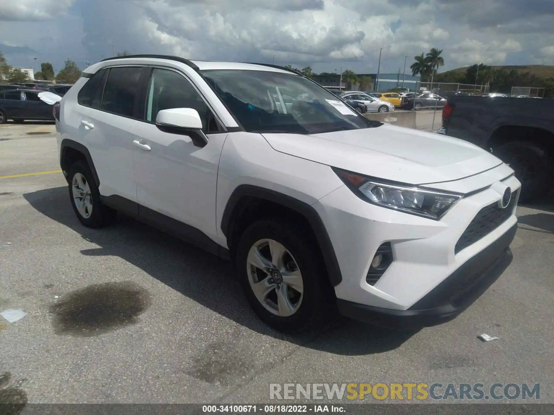 1 Фотография поврежденного автомобиля 2T3P1RFV0KC029372 TOYOTA RAV4 2019