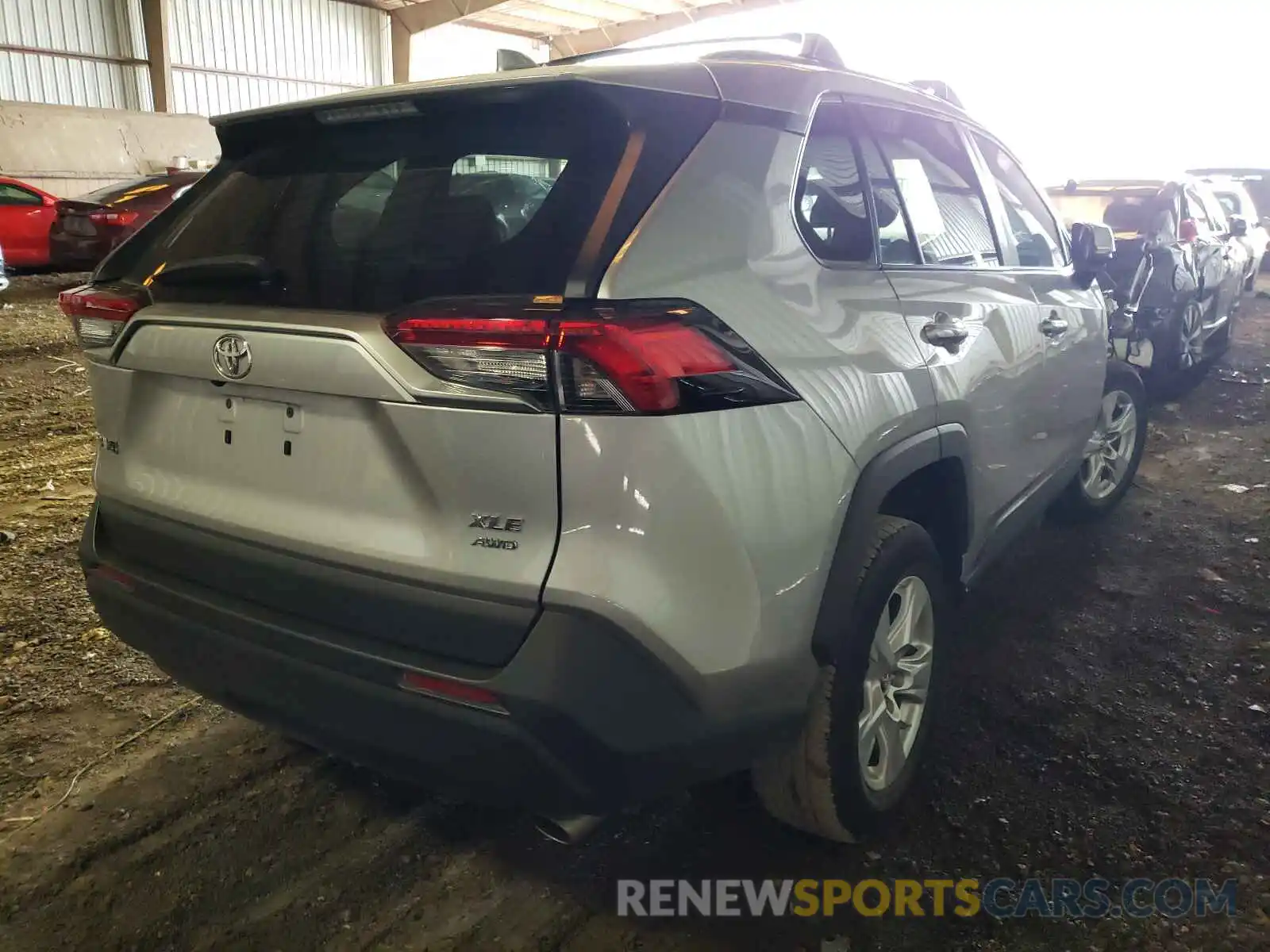 4 Photograph of a damaged car 2T3P1RFV0KC030232 TOYOTA RAV4 2019