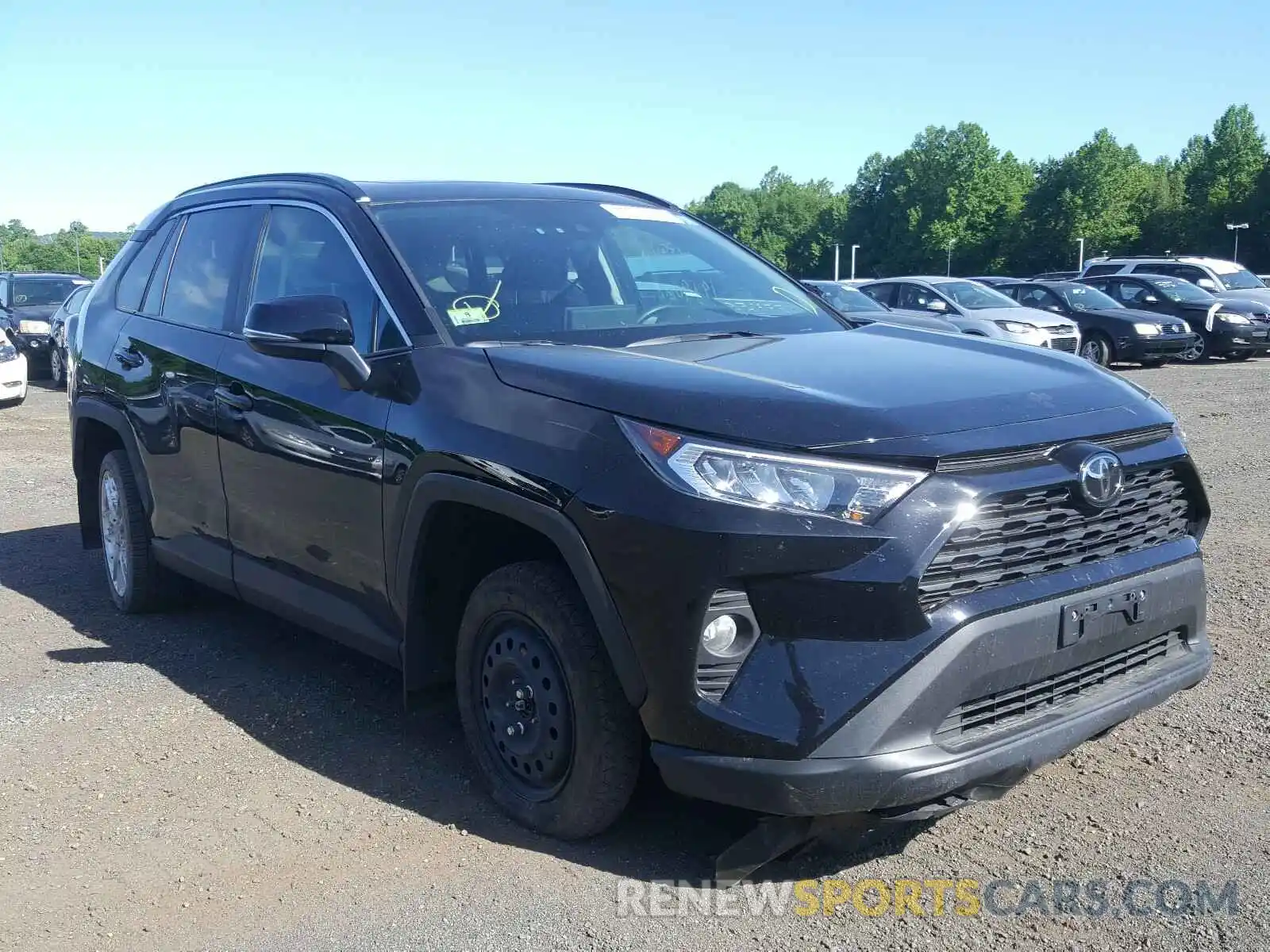 1 Photograph of a damaged car 2T3P1RFV0KC039562 TOYOTA RAV4 2019