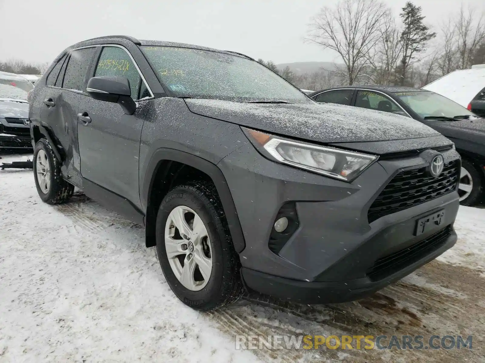 1 Photograph of a damaged car 2T3P1RFV0KC042798 TOYOTA RAV4 2019