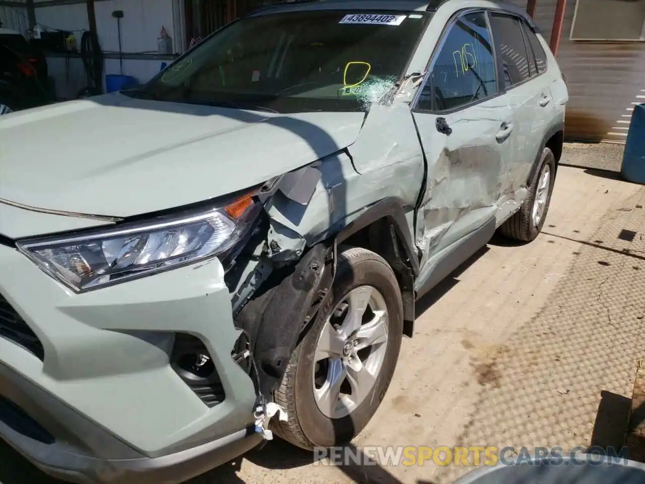 9 Photograph of a damaged car 2T3P1RFV0KC054336 TOYOTA RAV4 2019