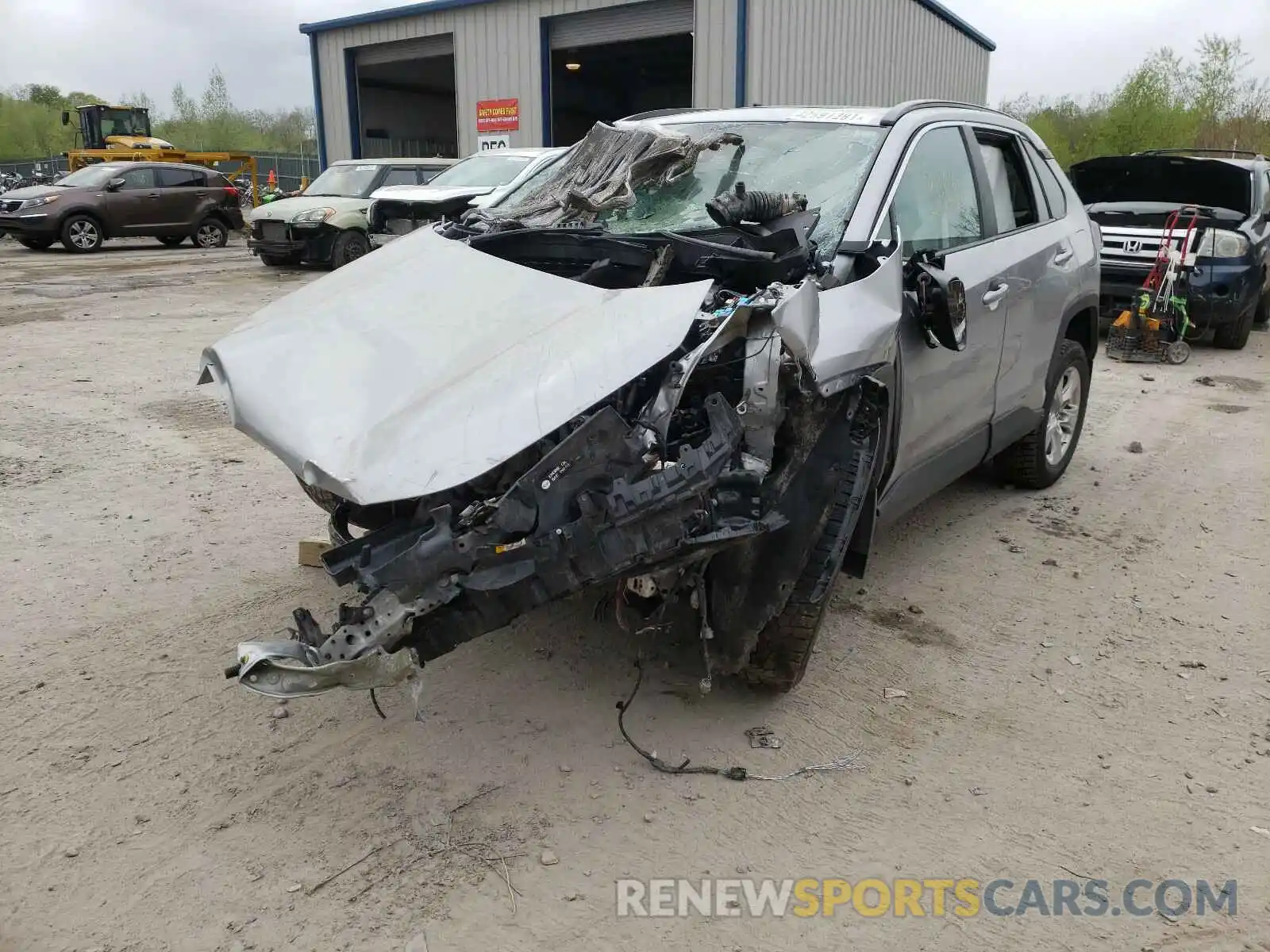 2 Фотография поврежденного автомобиля 2T3P1RFV0KC055387 TOYOTA RAV4 2019