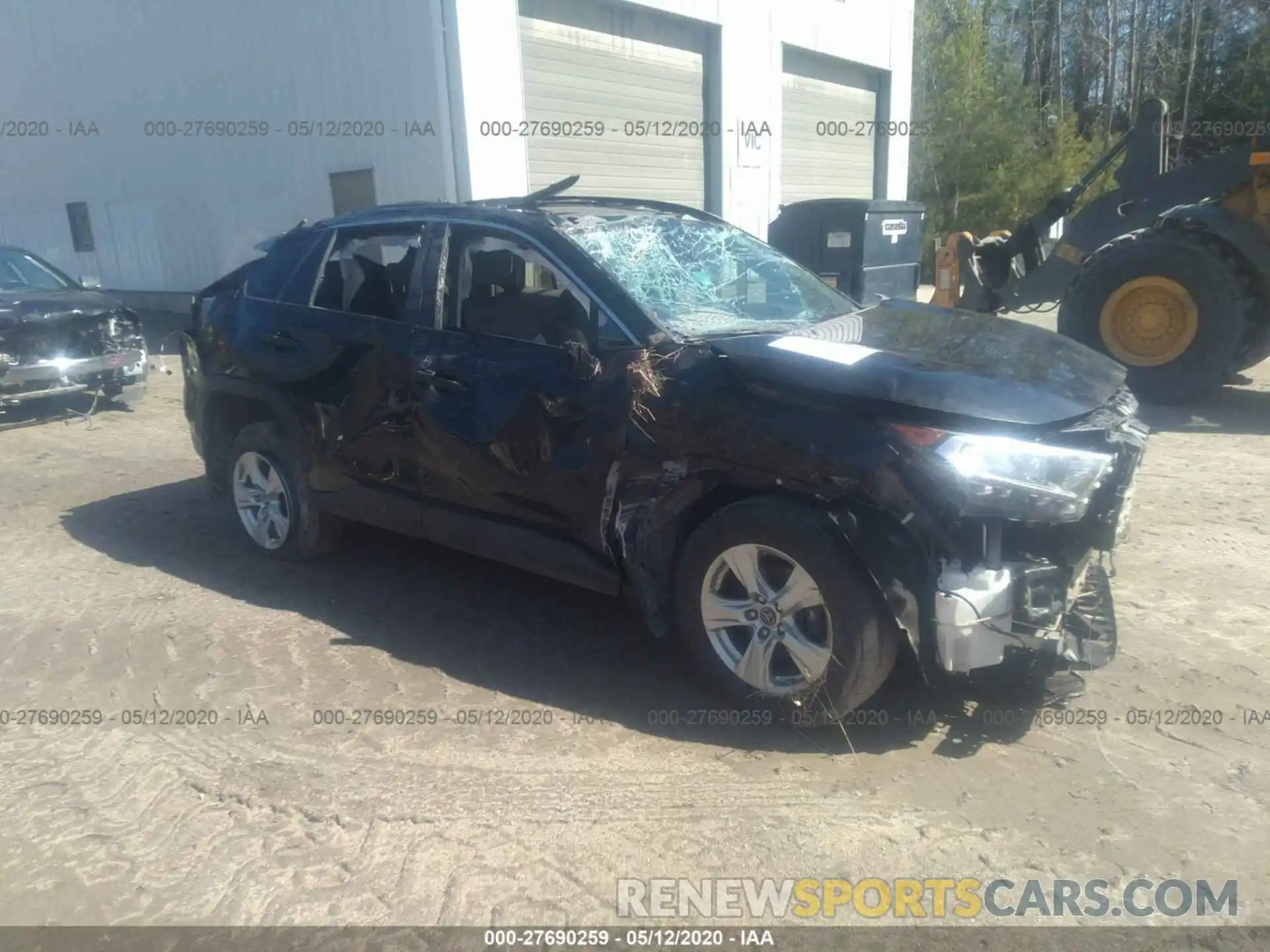 1 Photograph of a damaged car 2T3P1RFV0KW012988 TOYOTA RAV4 2019