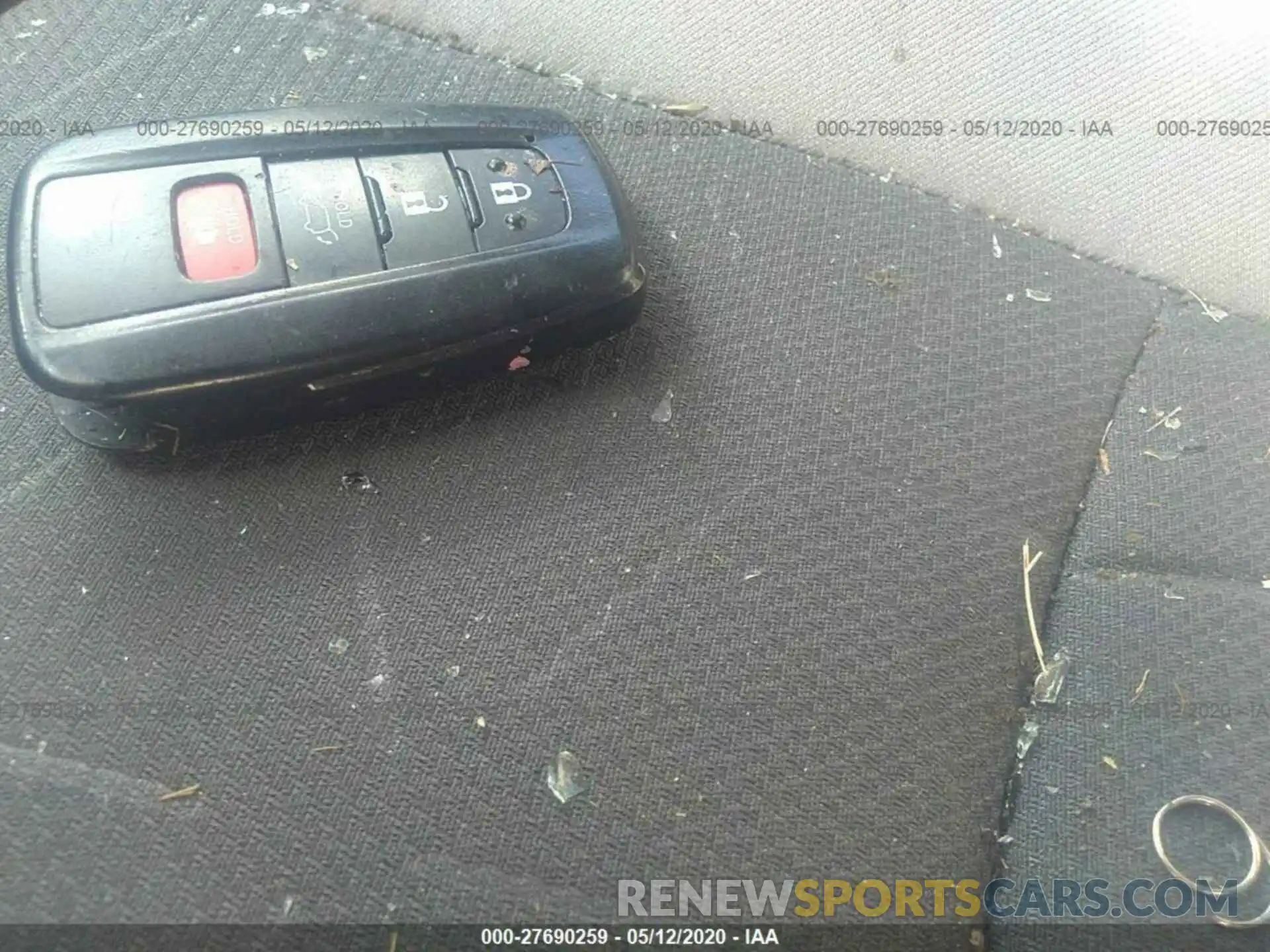 11 Photograph of a damaged car 2T3P1RFV0KW012988 TOYOTA RAV4 2019