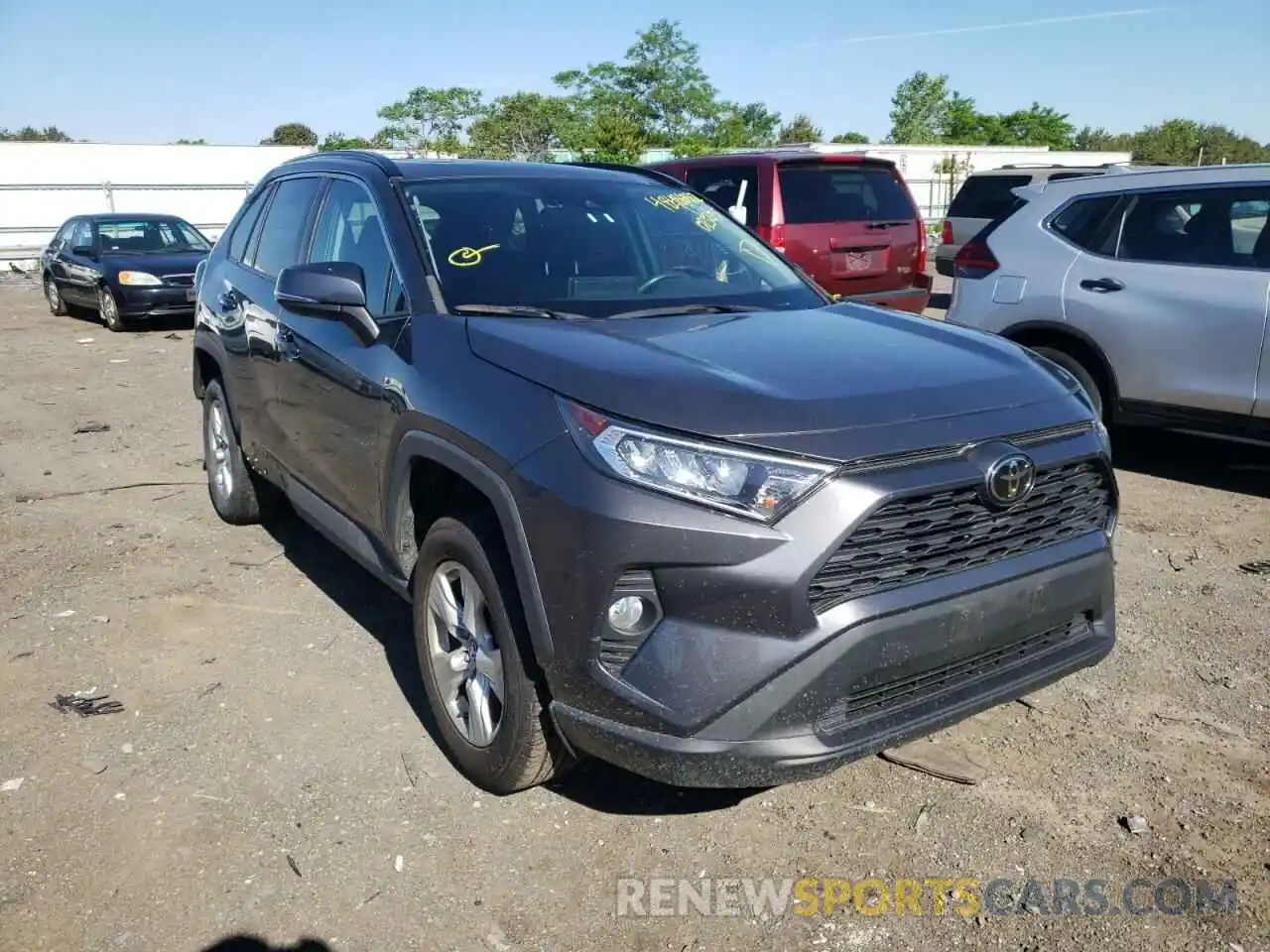 1 Photograph of a damaged car 2T3P1RFV0KW023215 TOYOTA RAV4 2019