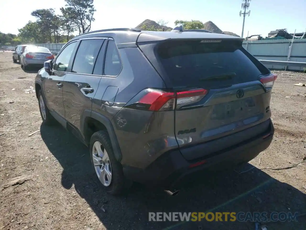 3 Photograph of a damaged car 2T3P1RFV0KW023215 TOYOTA RAV4 2019