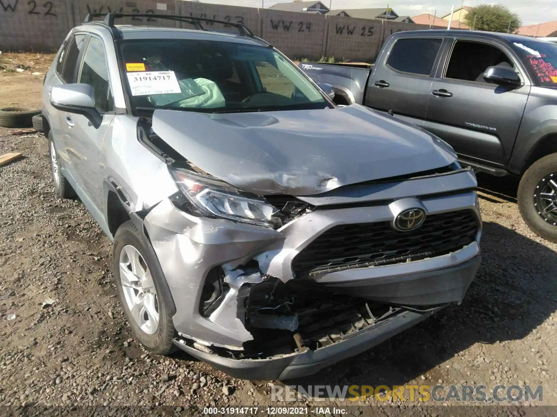 6 Photograph of a damaged car 2T3P1RFV0KW028690 TOYOTA RAV4 2019