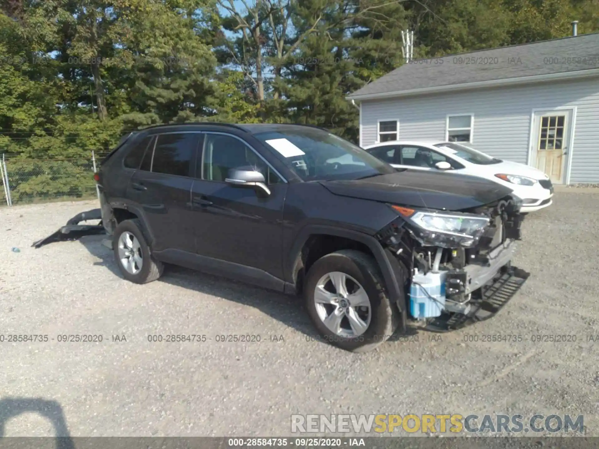 1 Photograph of a damaged car 2T3P1RFV0KW032139 TOYOTA RAV4 2019