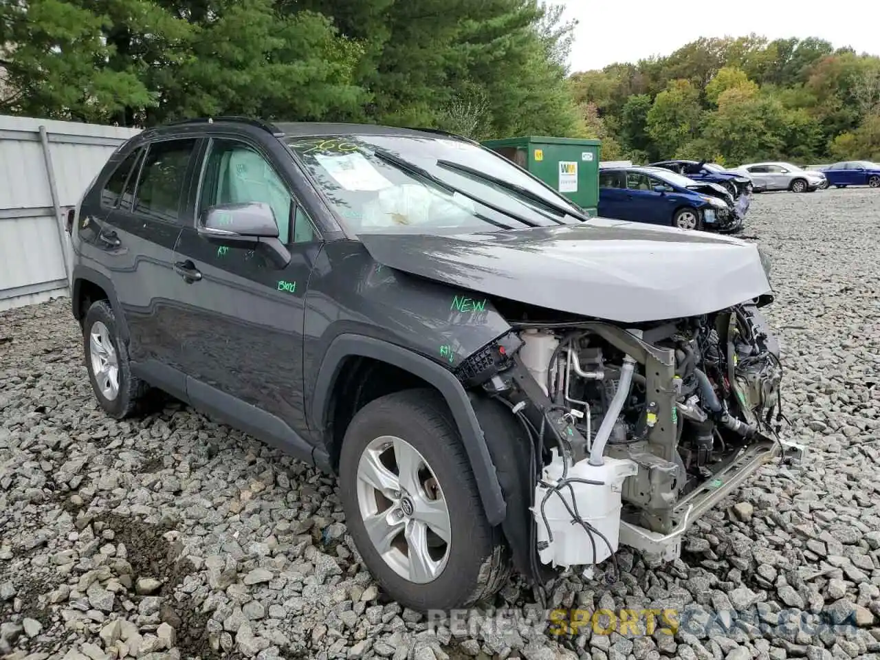 1 Photograph of a damaged car 2T3P1RFV0KW041004 TOYOTA RAV4 2019