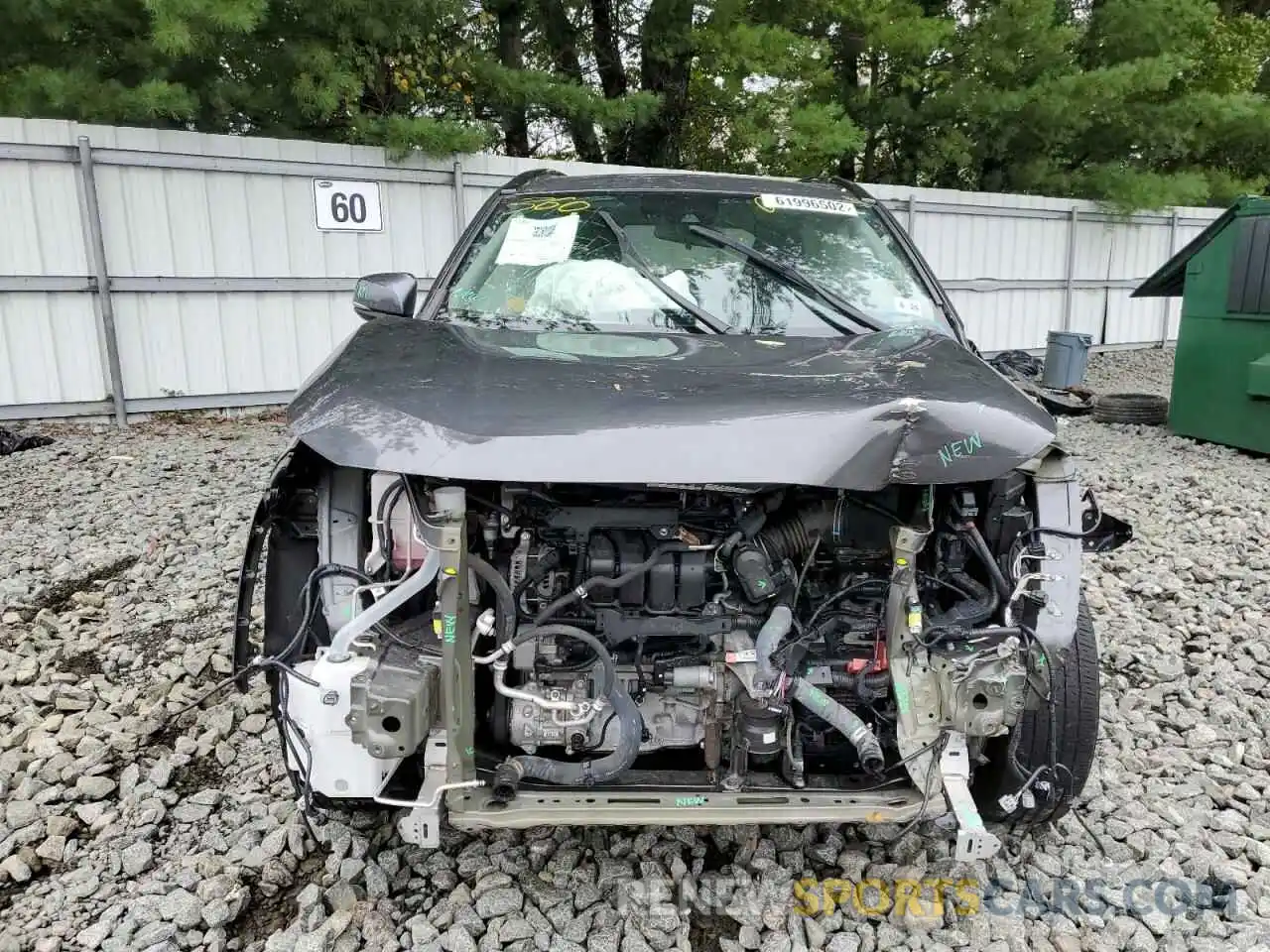 9 Photograph of a damaged car 2T3P1RFV0KW041004 TOYOTA RAV4 2019