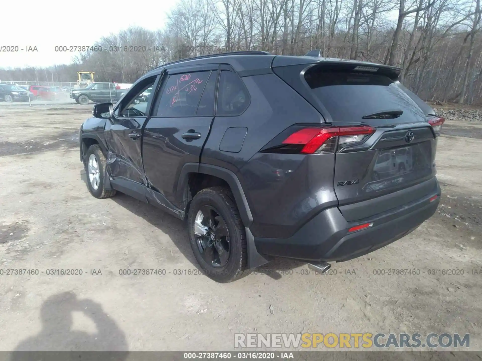 3 Фотография поврежденного автомобиля 2T3P1RFV0KW042735 TOYOTA RAV4 2019