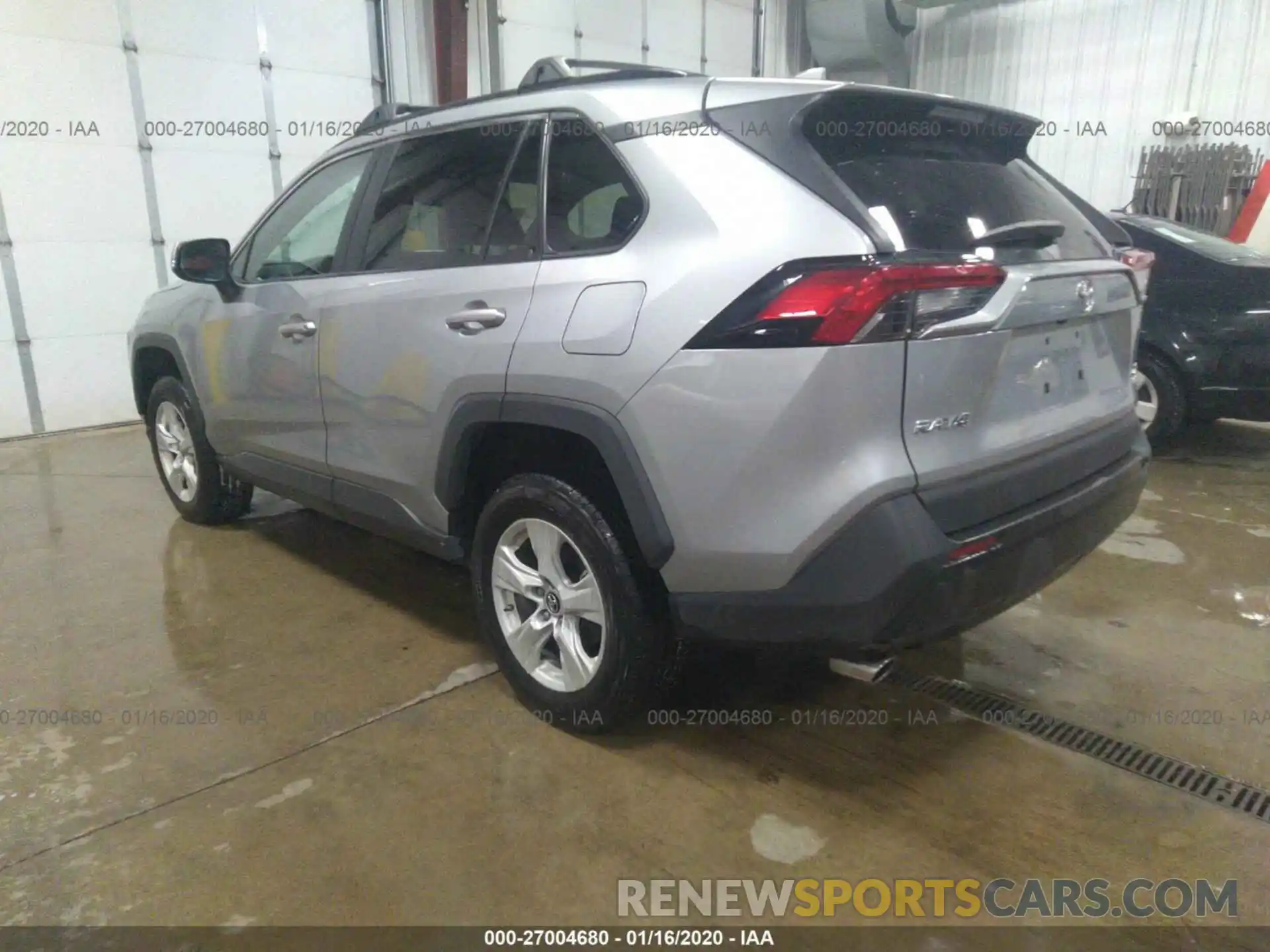 3 Photograph of a damaged car 2T3P1RFV0KW043576 TOYOTA RAV4 2019