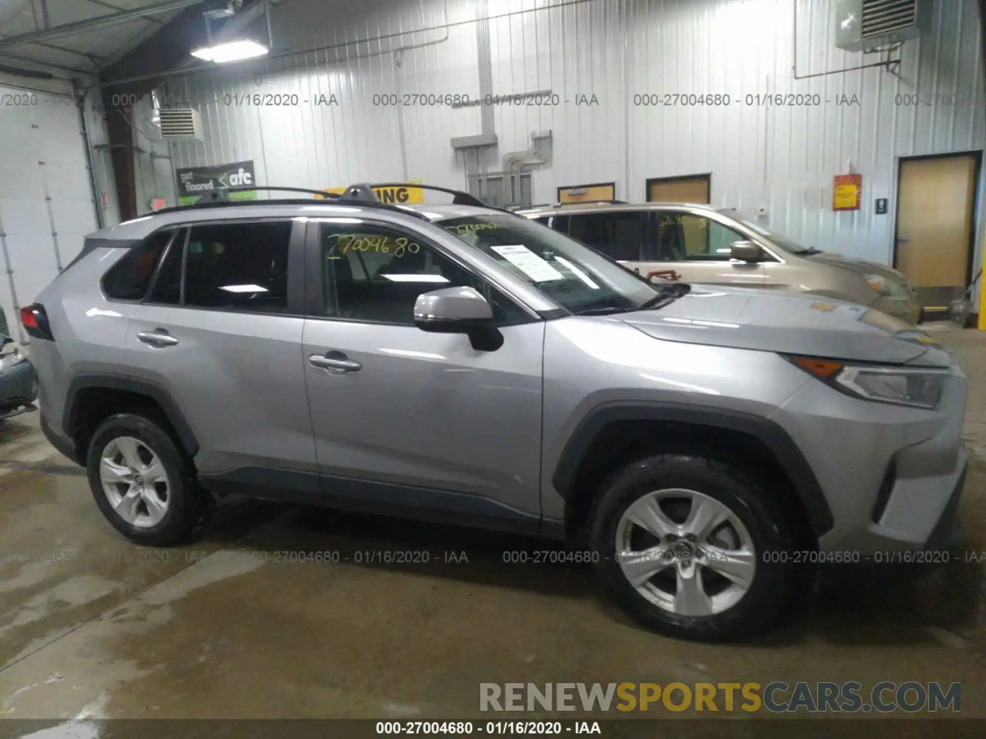 6 Photograph of a damaged car 2T3P1RFV0KW043576 TOYOTA RAV4 2019