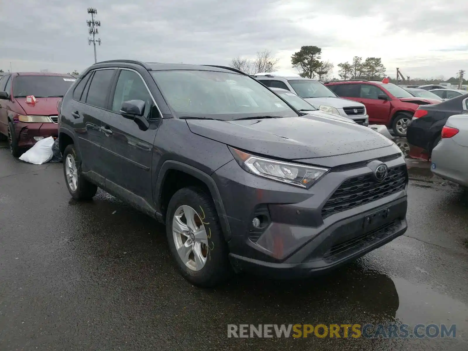 1 Photograph of a damaged car 2T3P1RFV0KW043674 TOYOTA RAV4 2019