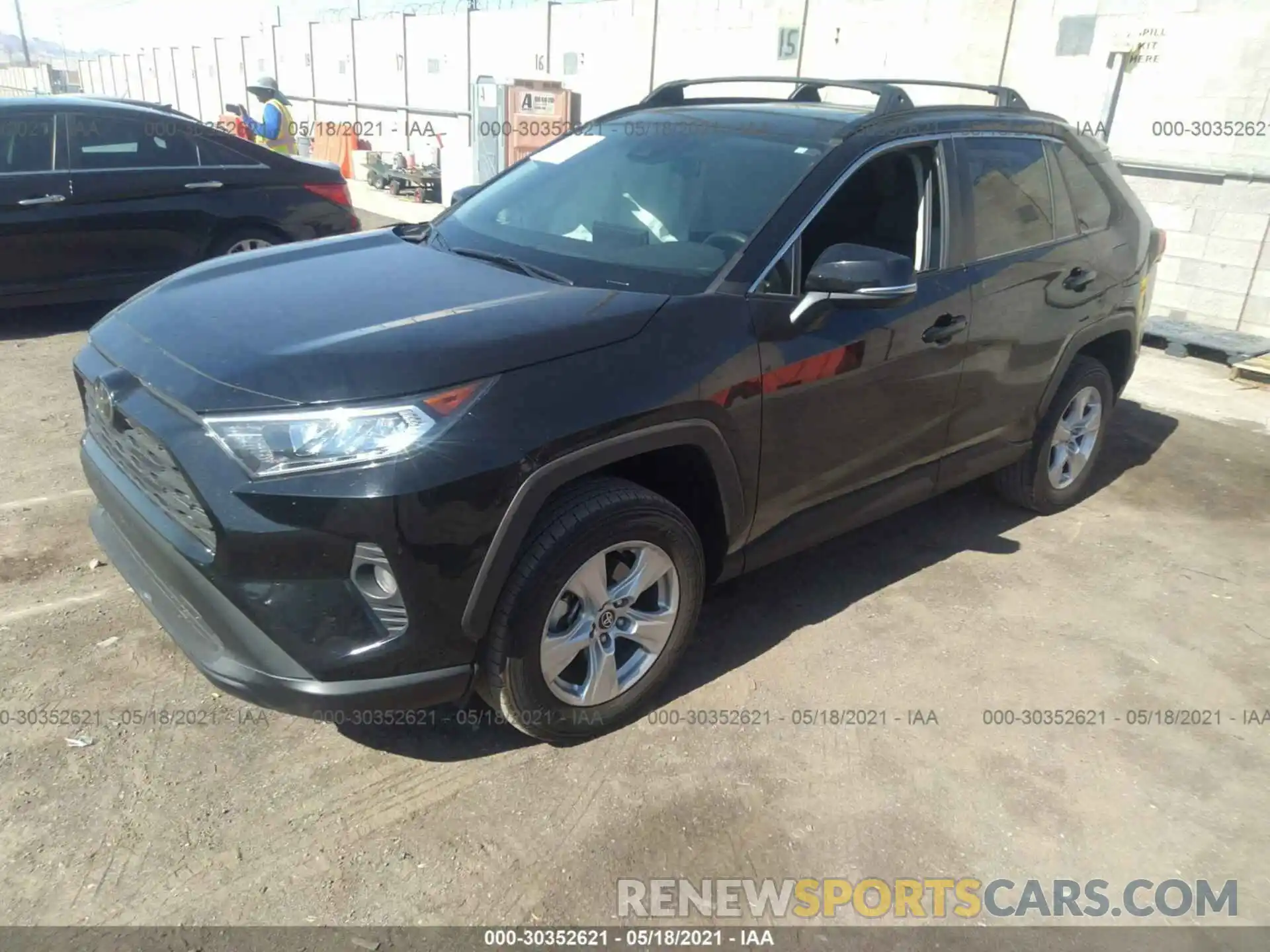 2 Фотография поврежденного автомобиля 2T3P1RFV0KW059681 TOYOTA RAV4 2019