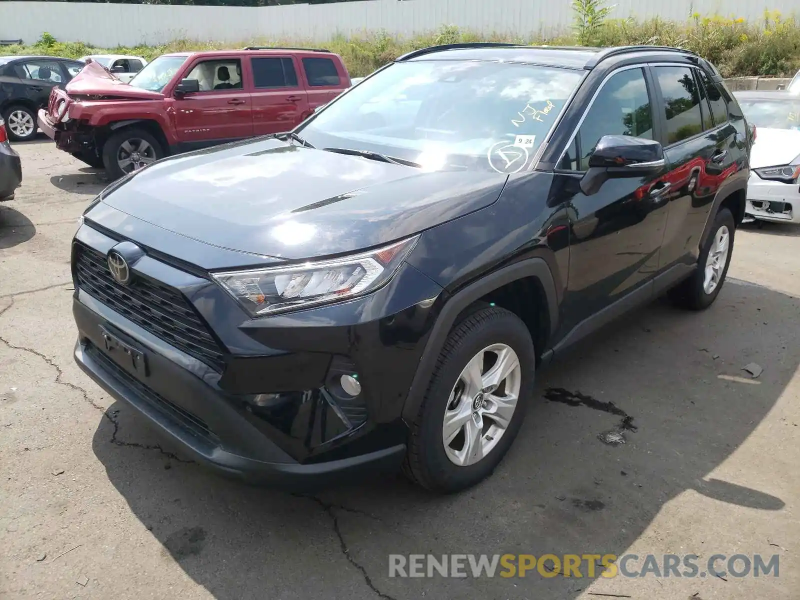 2 Photograph of a damaged car 2T3P1RFV0KW076321 TOYOTA RAV4 2019