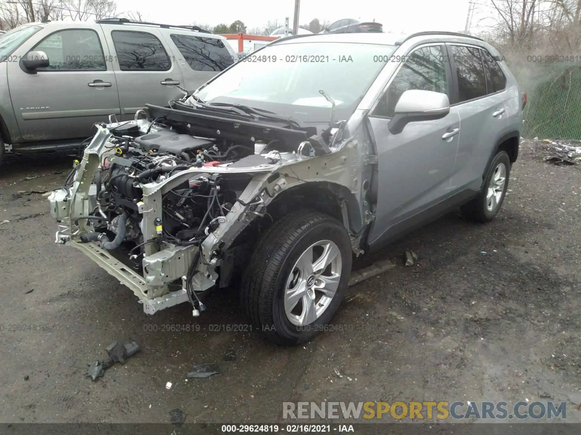 2 Фотография поврежденного автомобиля 2T3P1RFV0KW081972 TOYOTA RAV4 2019