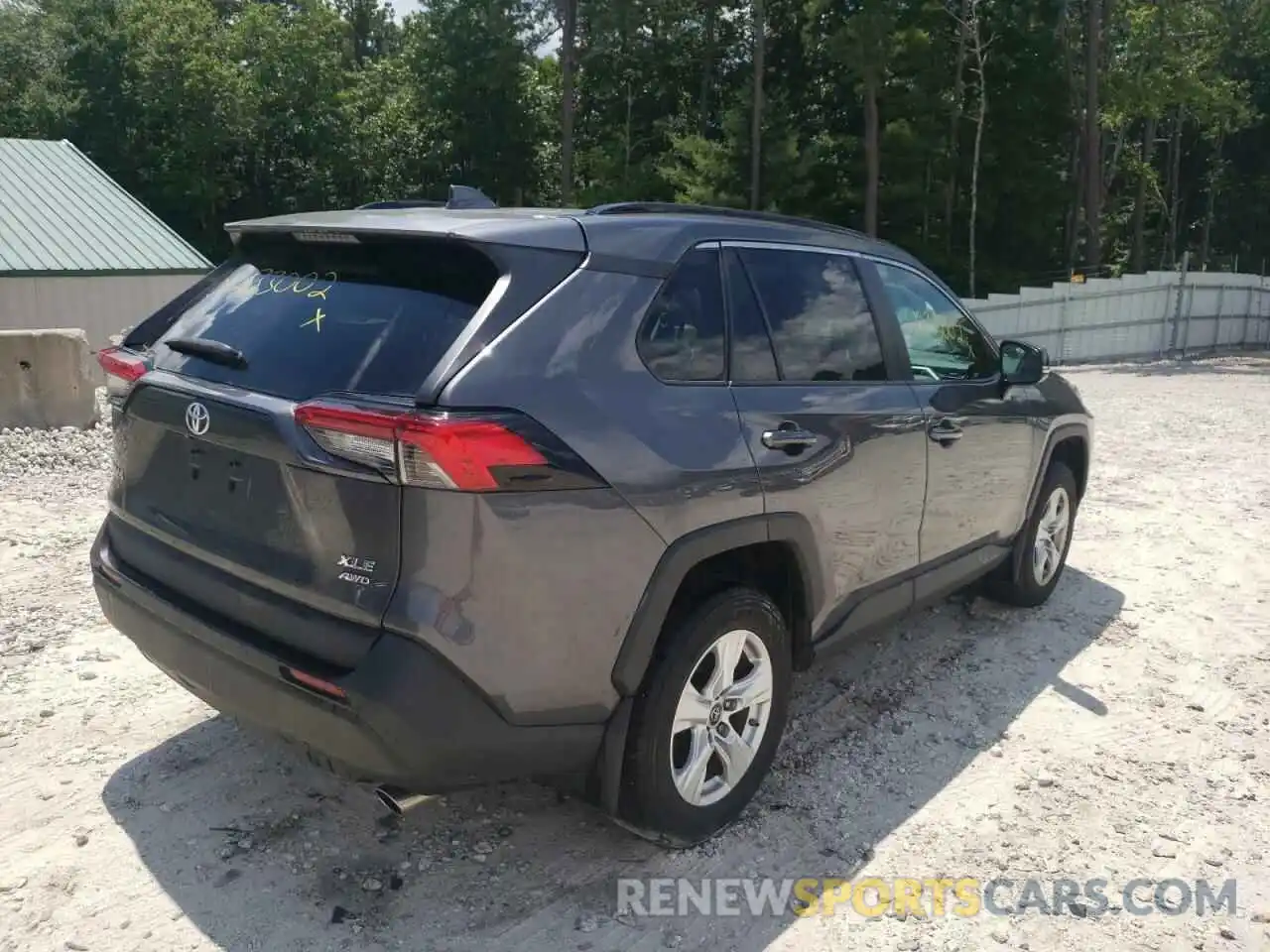 4 Photograph of a damaged car 2T3P1RFV1KC003850 TOYOTA RAV4 2019