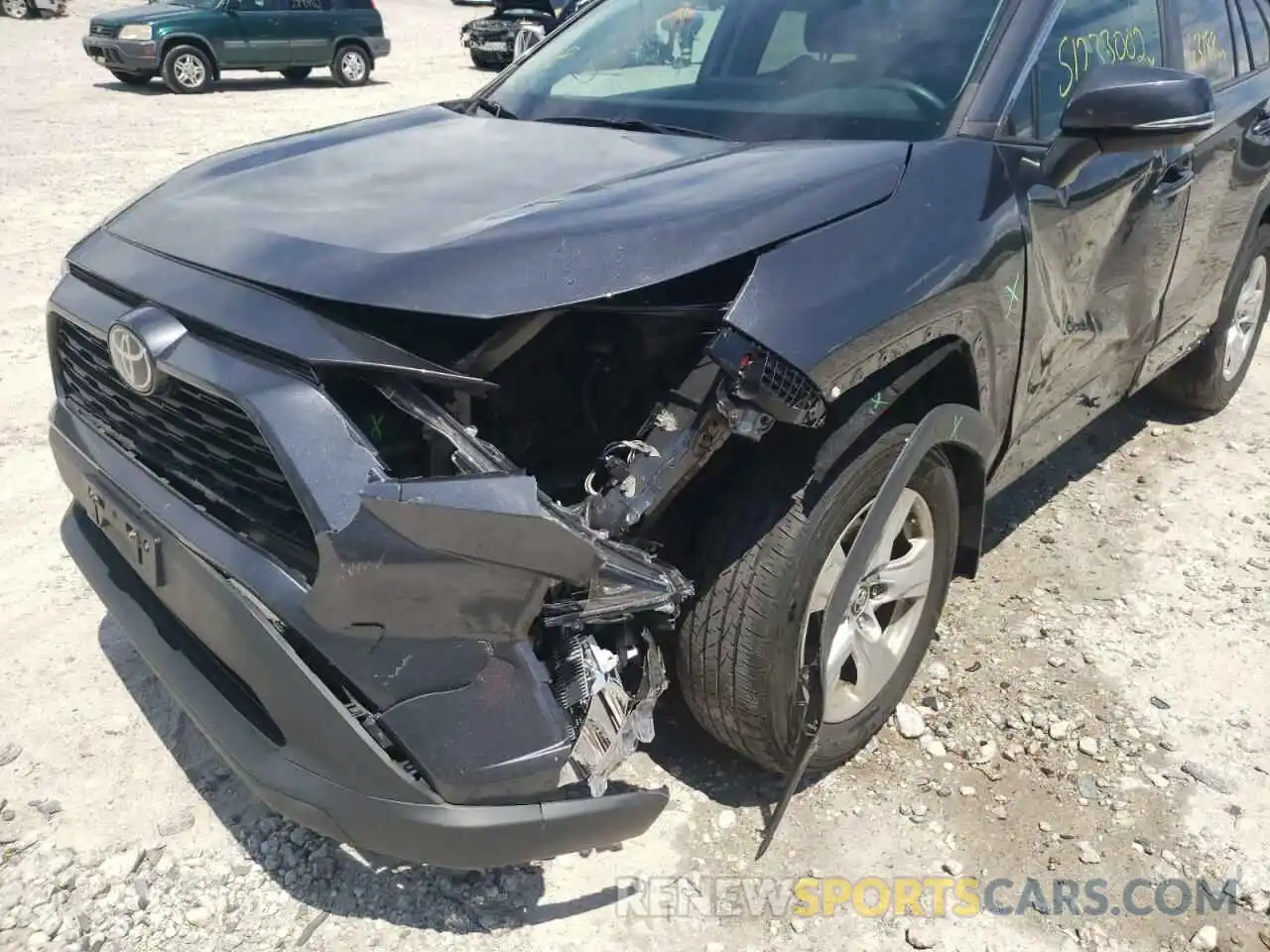 9 Photograph of a damaged car 2T3P1RFV1KC003850 TOYOTA RAV4 2019