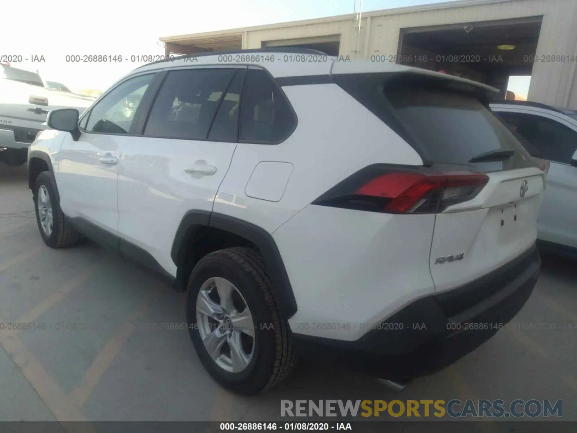 3 Фотография поврежденного автомобиля 2T3P1RFV1KC011155 TOYOTA RAV4 2019