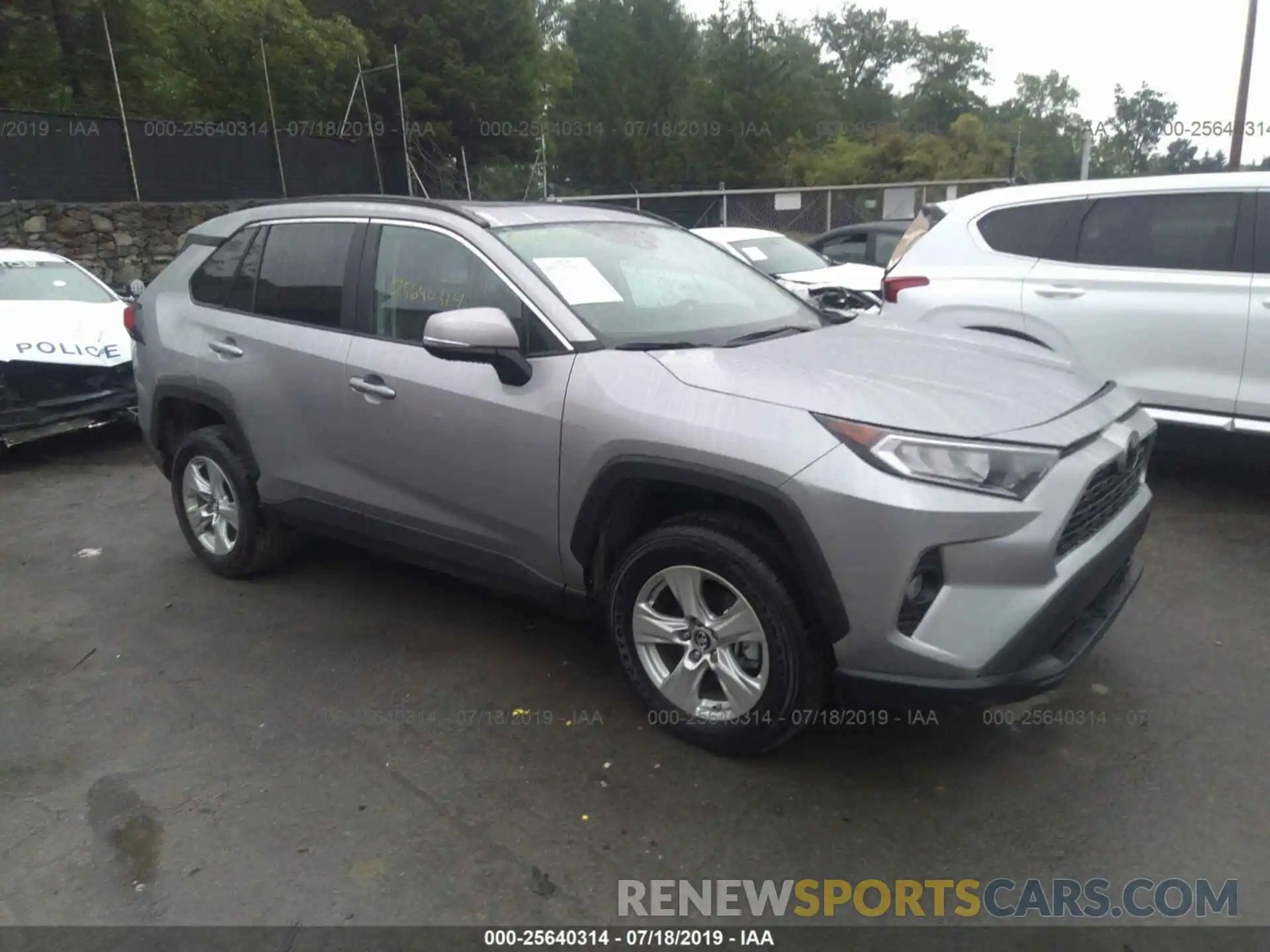 1 Photograph of a damaged car 2T3P1RFV1KC014038 TOYOTA RAV4 2019