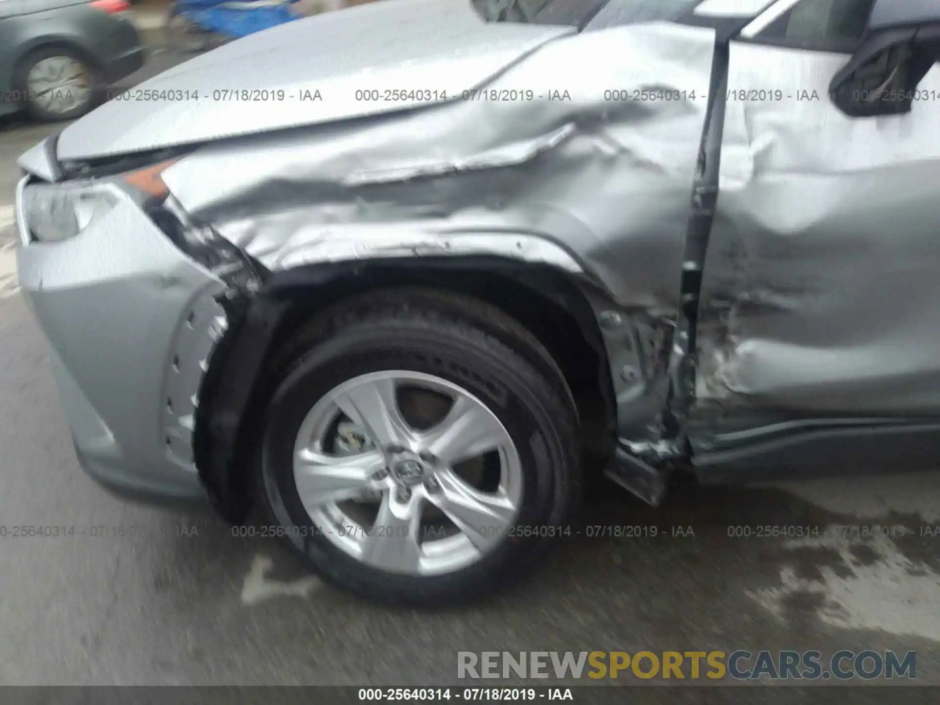 6 Photograph of a damaged car 2T3P1RFV1KC014038 TOYOTA RAV4 2019