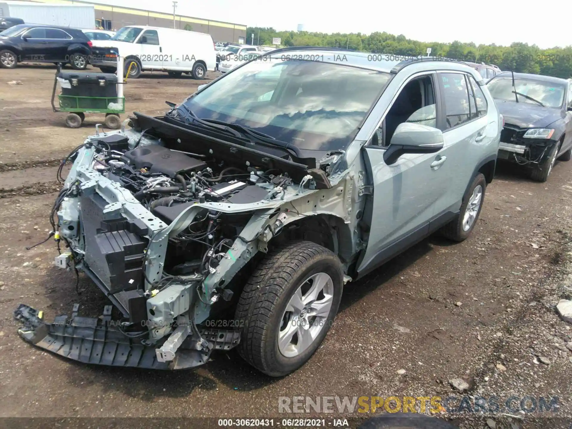 2 Фотография поврежденного автомобиля 2T3P1RFV1KC018249 TOYOTA RAV4 2019