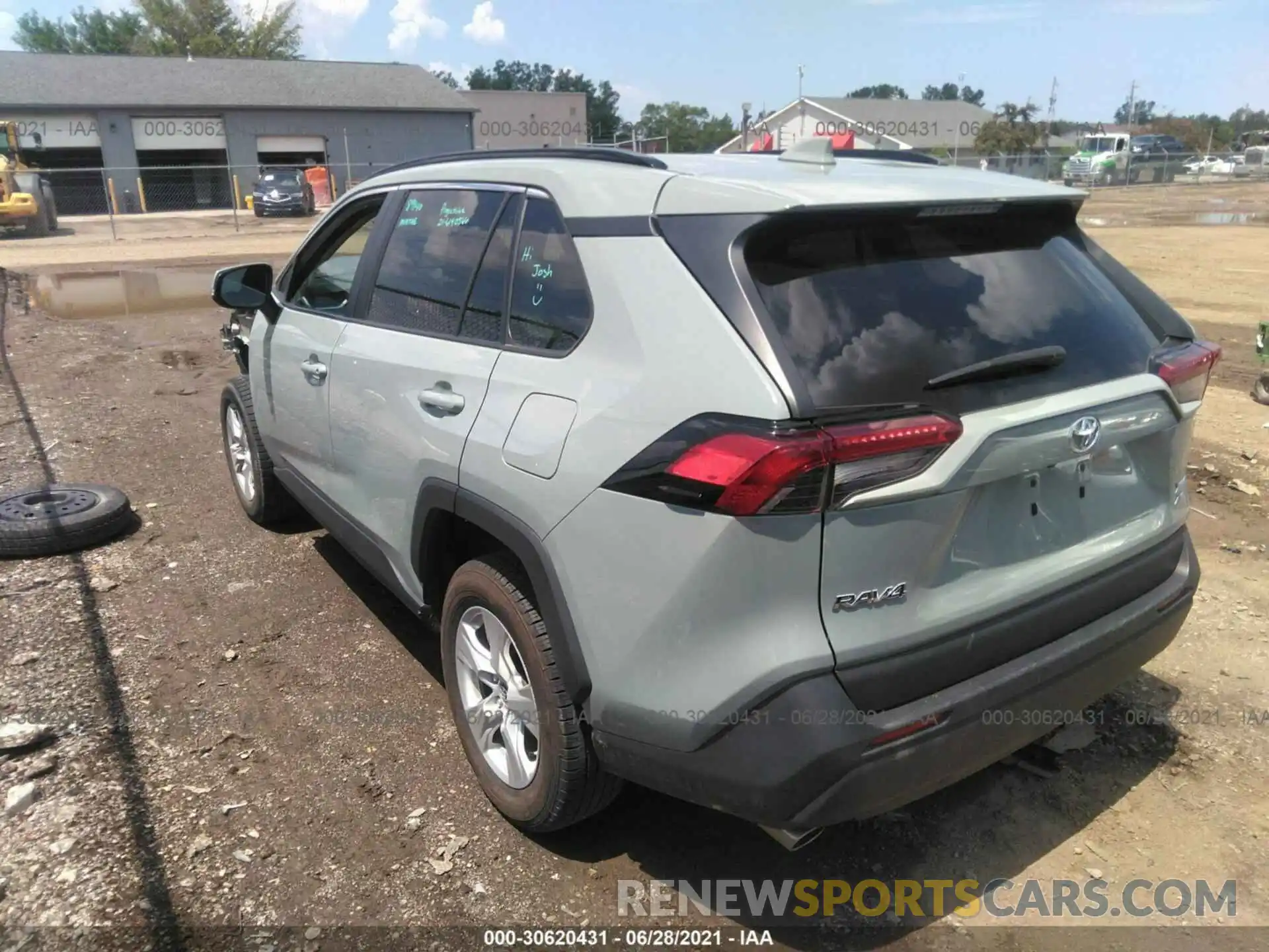 3 Фотография поврежденного автомобиля 2T3P1RFV1KC018249 TOYOTA RAV4 2019