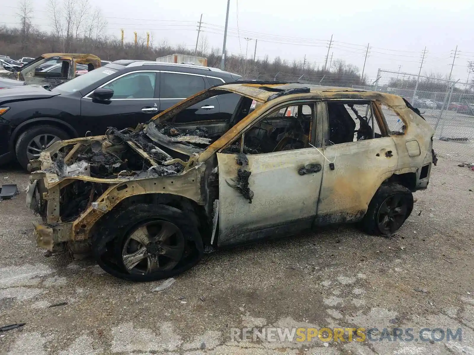 10 Фотография поврежденного автомобиля 2T3P1RFV1KC022043 TOYOTA RAV4 2019