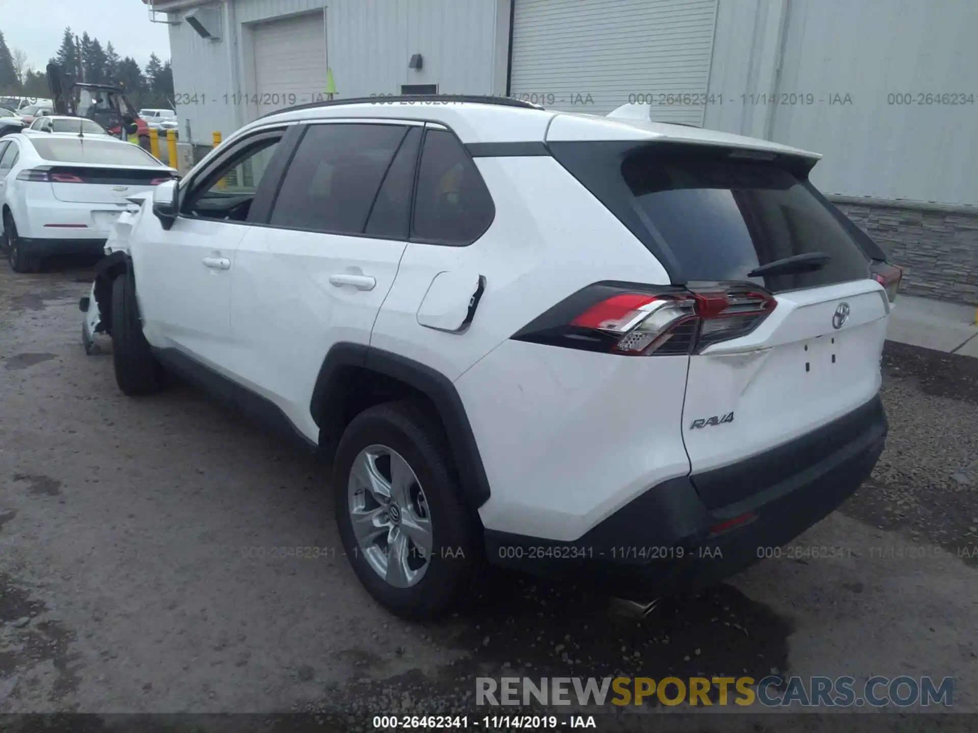 3 Фотография поврежденного автомобиля 2T3P1RFV1KC026299 TOYOTA RAV4 2019