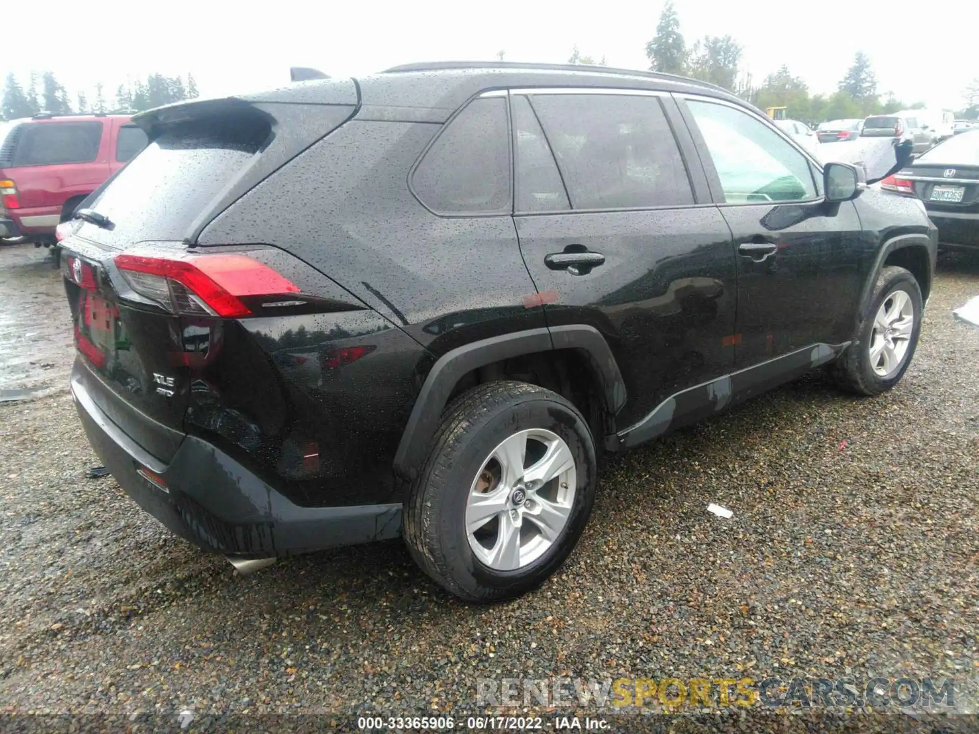 4 Photograph of a damaged car 2T3P1RFV1KC027694 TOYOTA RAV4 2019