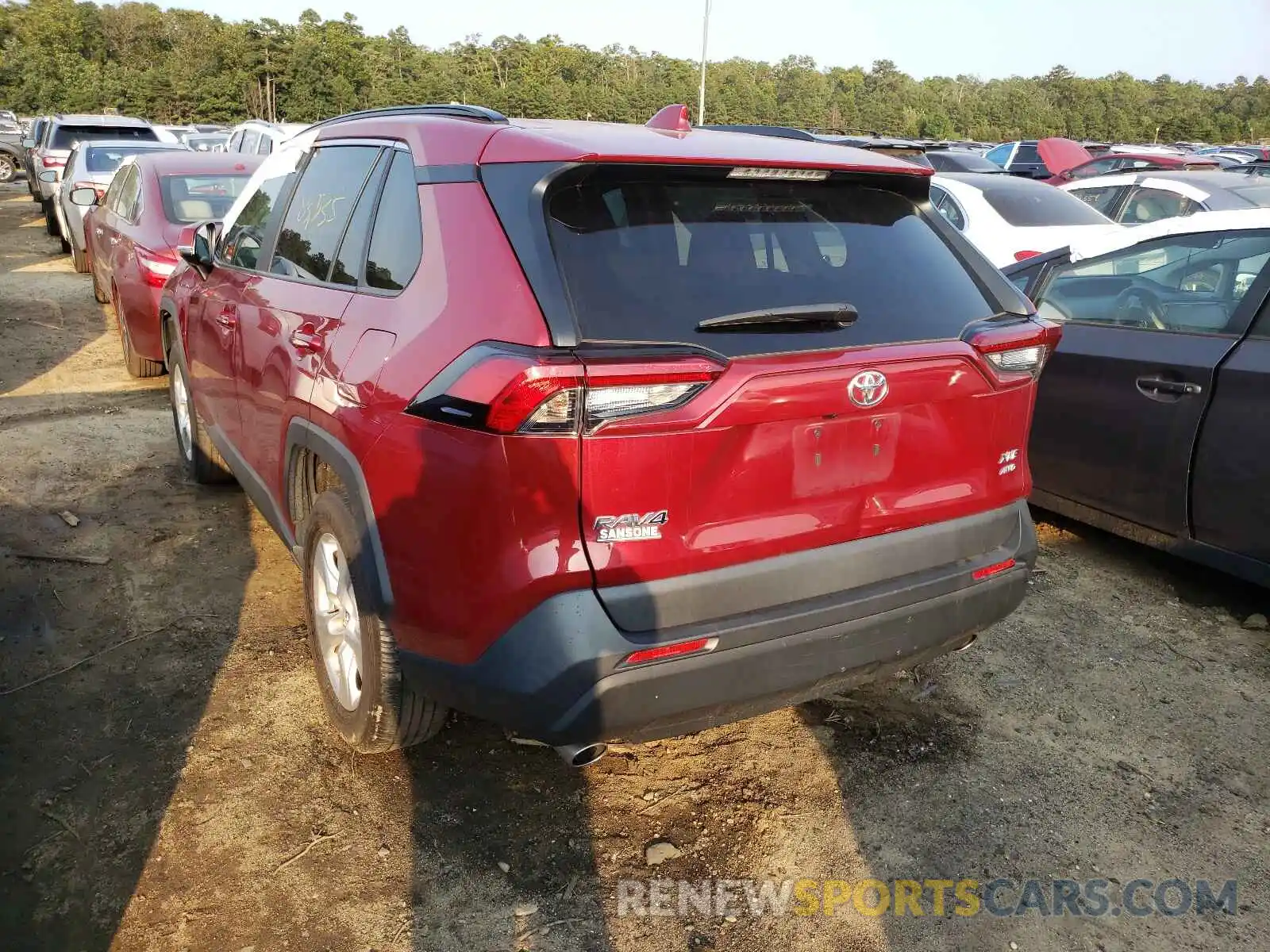 3 Photograph of a damaged car 2T3P1RFV1KC032393 TOYOTA RAV4 2019