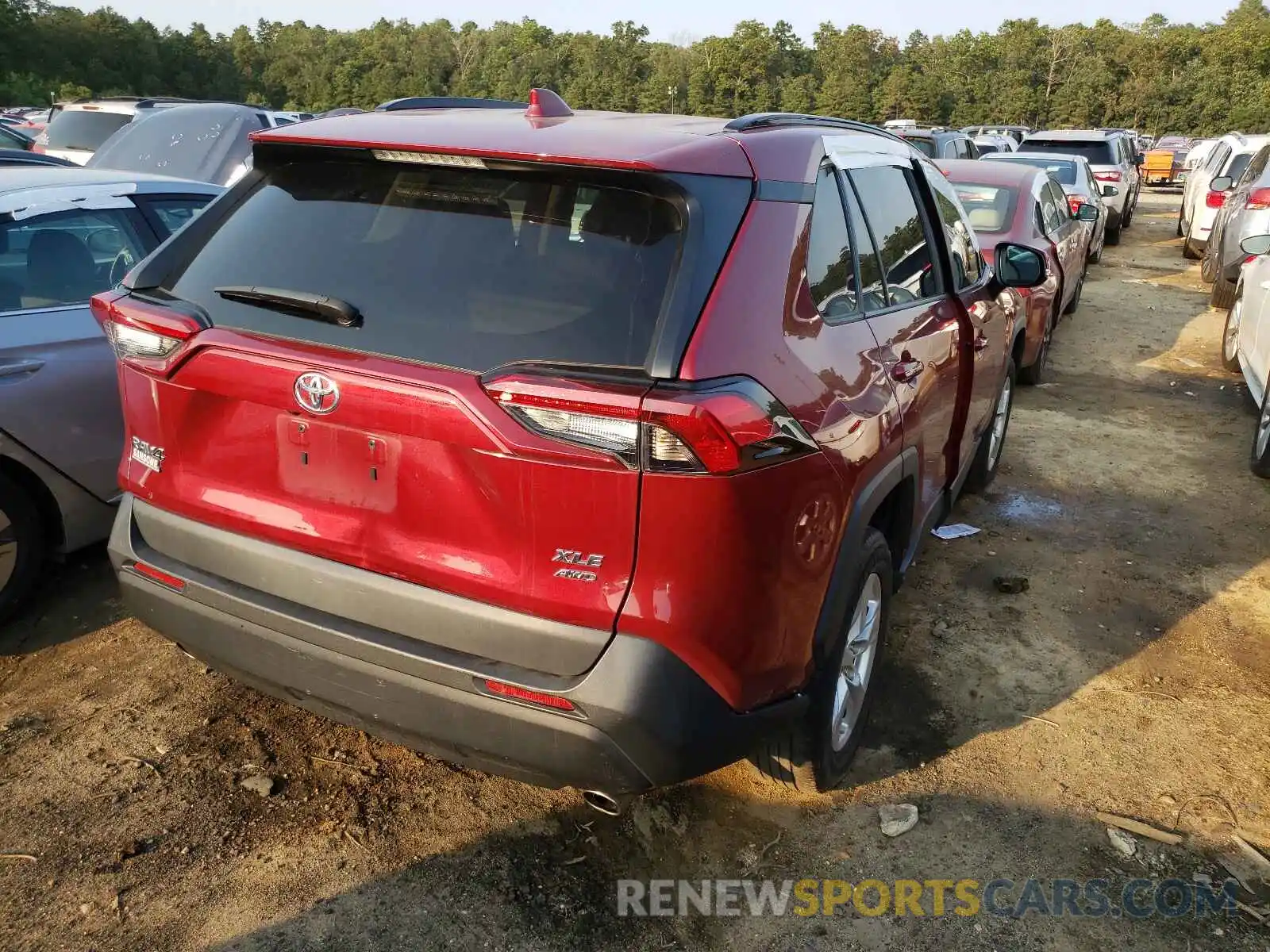 4 Photograph of a damaged car 2T3P1RFV1KC032393 TOYOTA RAV4 2019