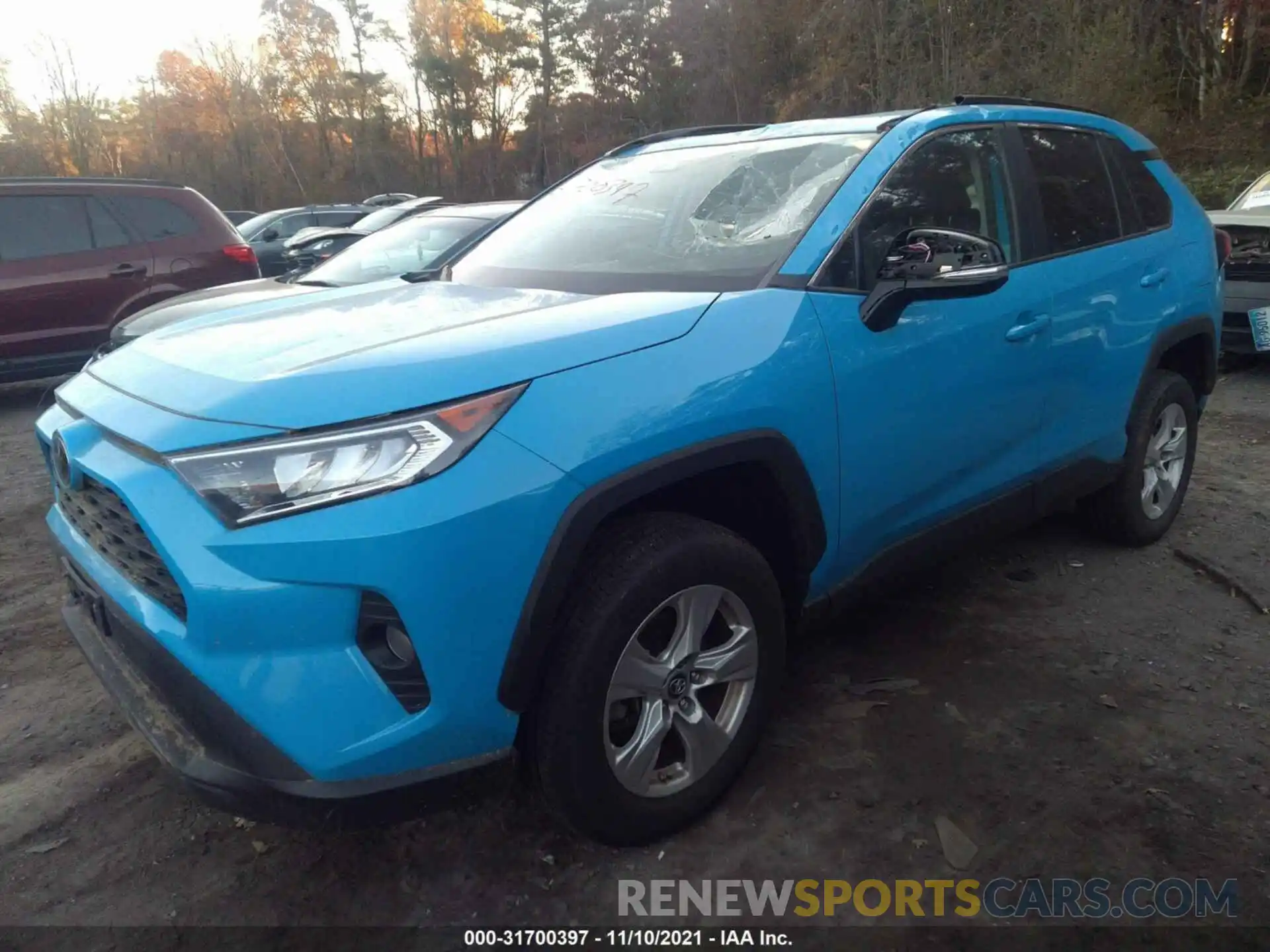 2 Фотография поврежденного автомобиля 2T3P1RFV1KC047086 TOYOTA RAV4 2019