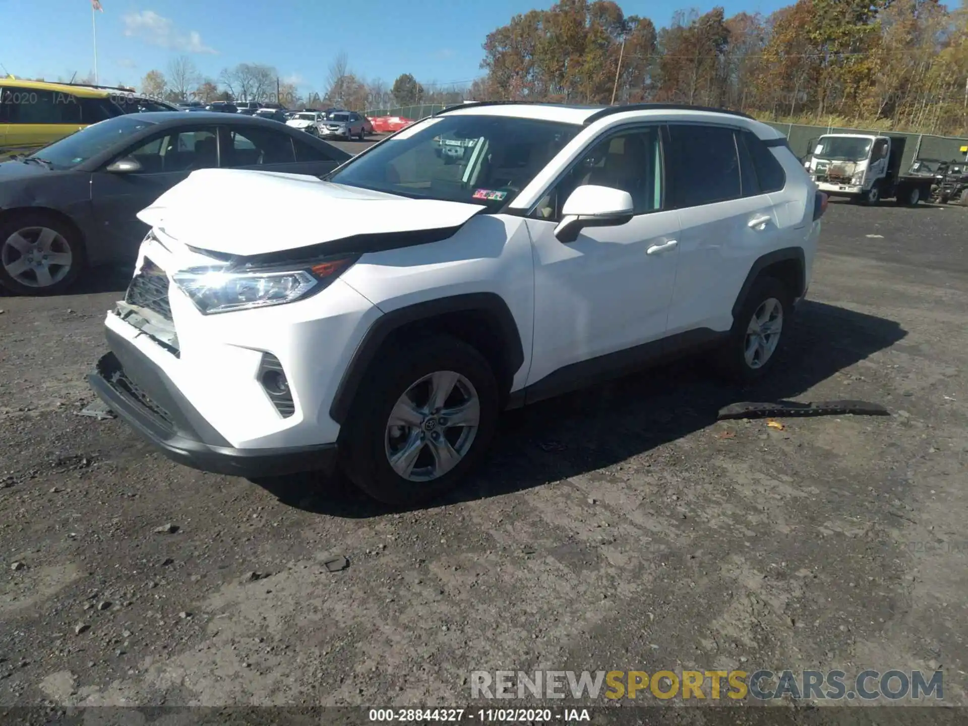 2 Фотография поврежденного автомобиля 2T3P1RFV1KC054202 TOYOTA RAV4 2019