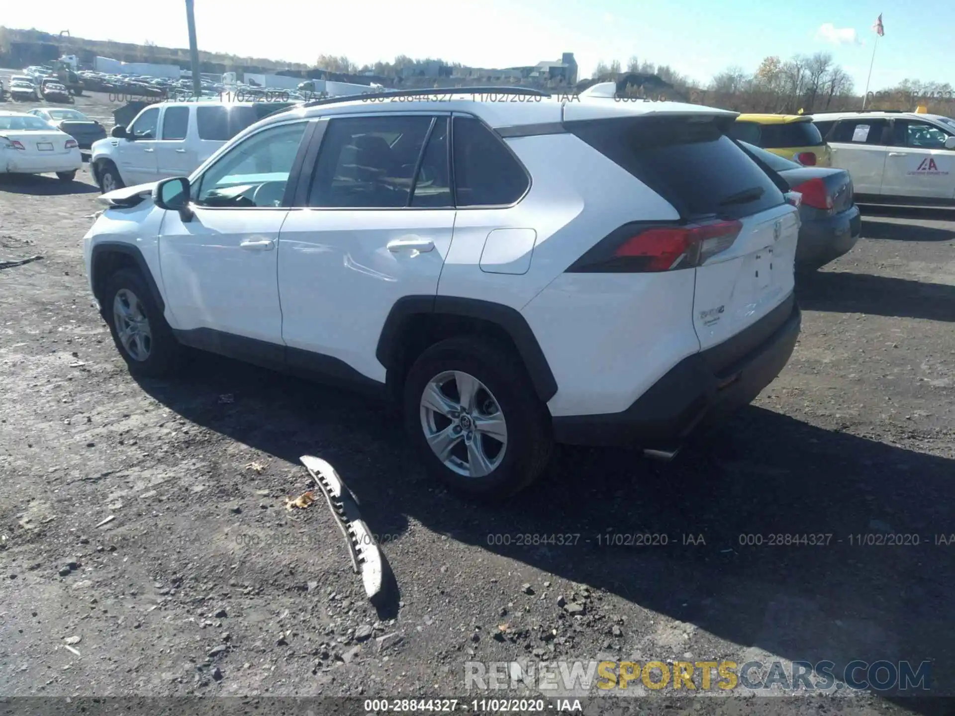 3 Фотография поврежденного автомобиля 2T3P1RFV1KC054202 TOYOTA RAV4 2019