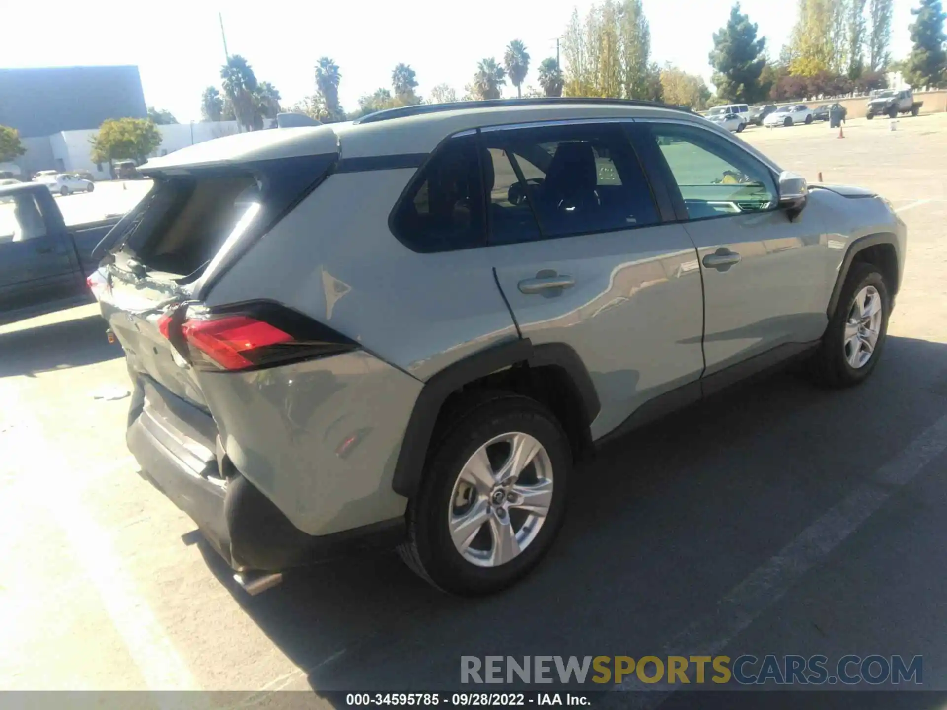 4 Photograph of a damaged car 2T3P1RFV1KC054376 TOYOTA RAV4 2019