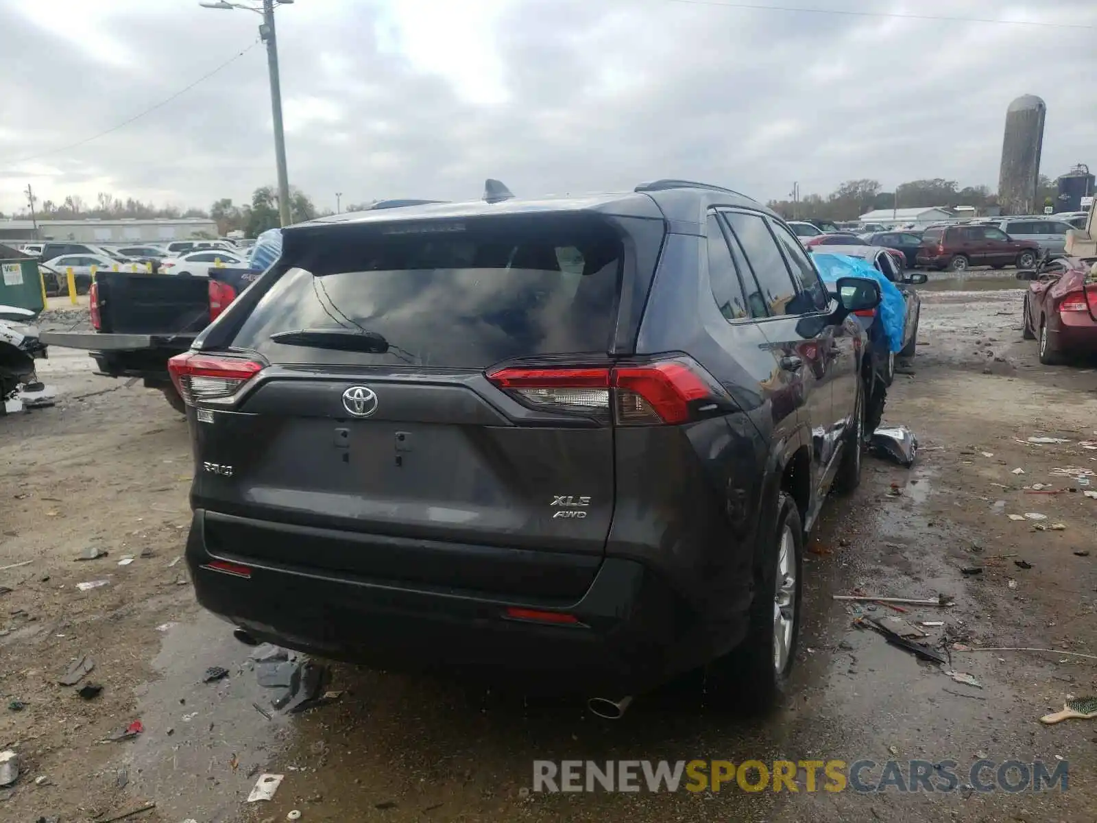 4 Photograph of a damaged car 2T3P1RFV1KC057987 TOYOTA RAV4 2019