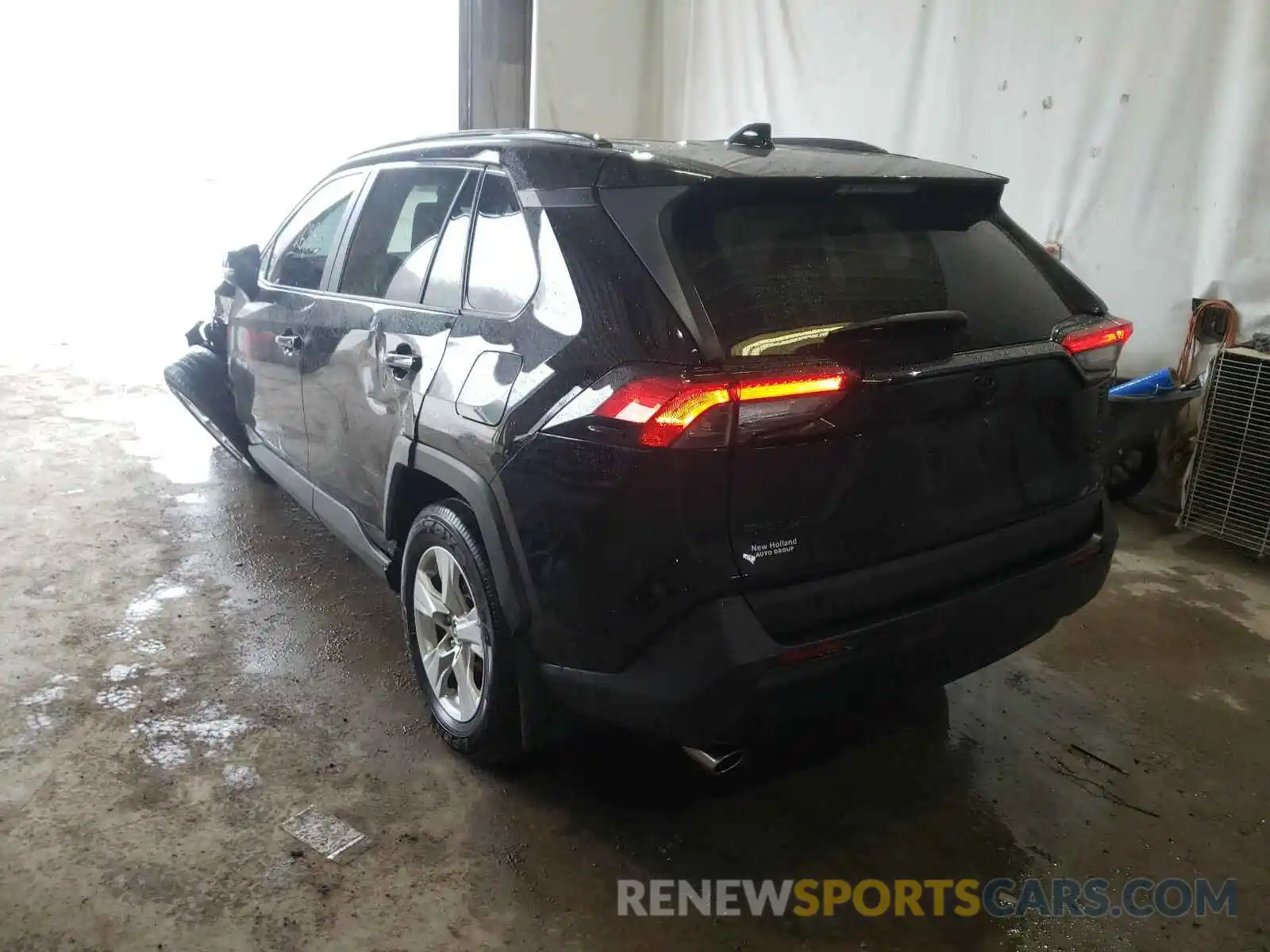 3 Photograph of a damaged car 2T3P1RFV1KW018265 TOYOTA RAV4 2019