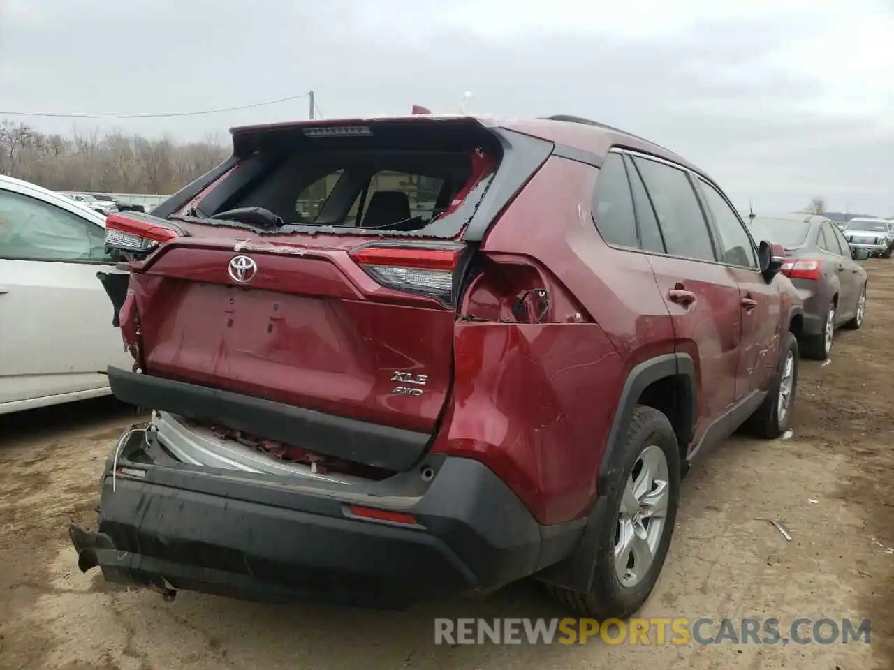 4 Photograph of a damaged car 2T3P1RFV1KW034160 TOYOTA RAV4 2019