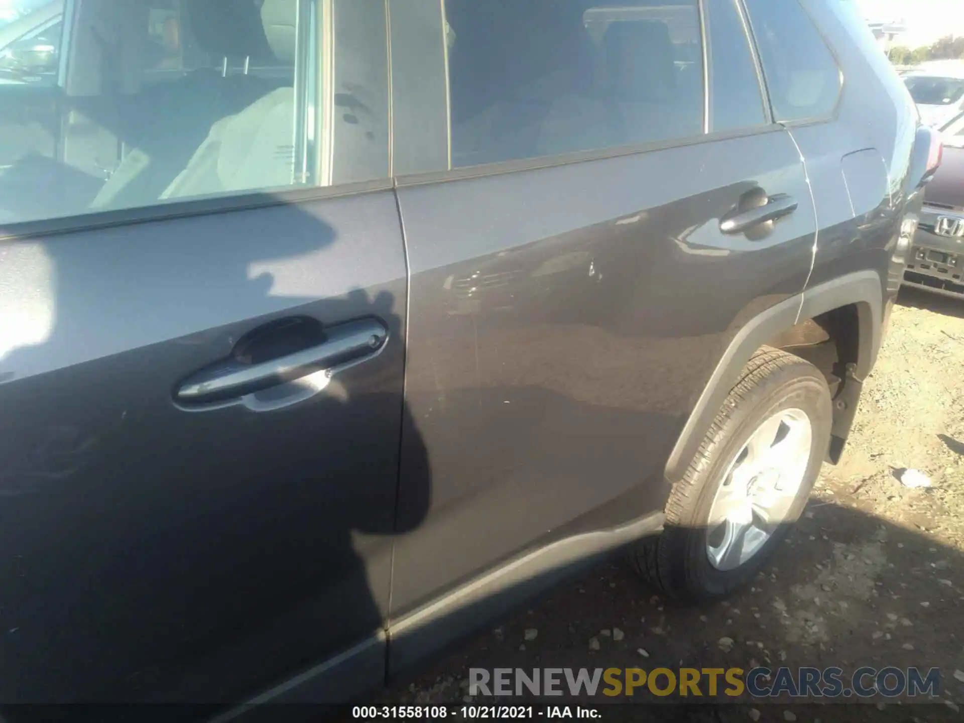 6 Photograph of a damaged car 2T3P1RFV1KW034949 TOYOTA RAV4 2019