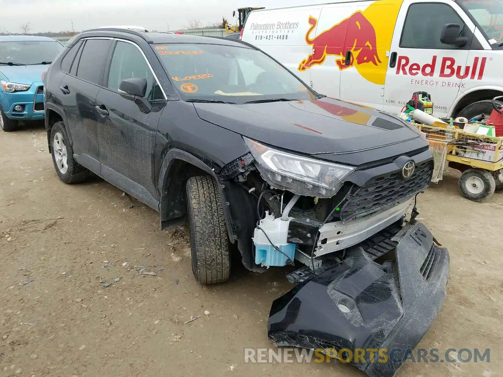1 Photograph of a damaged car 2T3P1RFV1KW040850 TOYOTA RAV4 2019