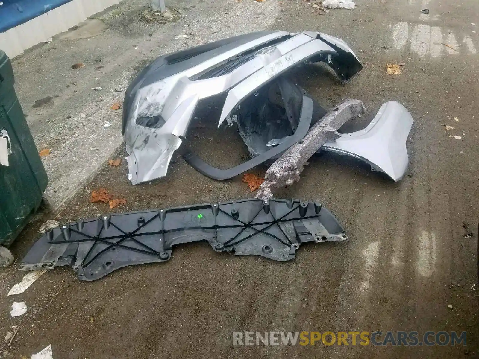 9 Photograph of a damaged car 2T3P1RFV1KW041156 TOYOTA RAV4 2019