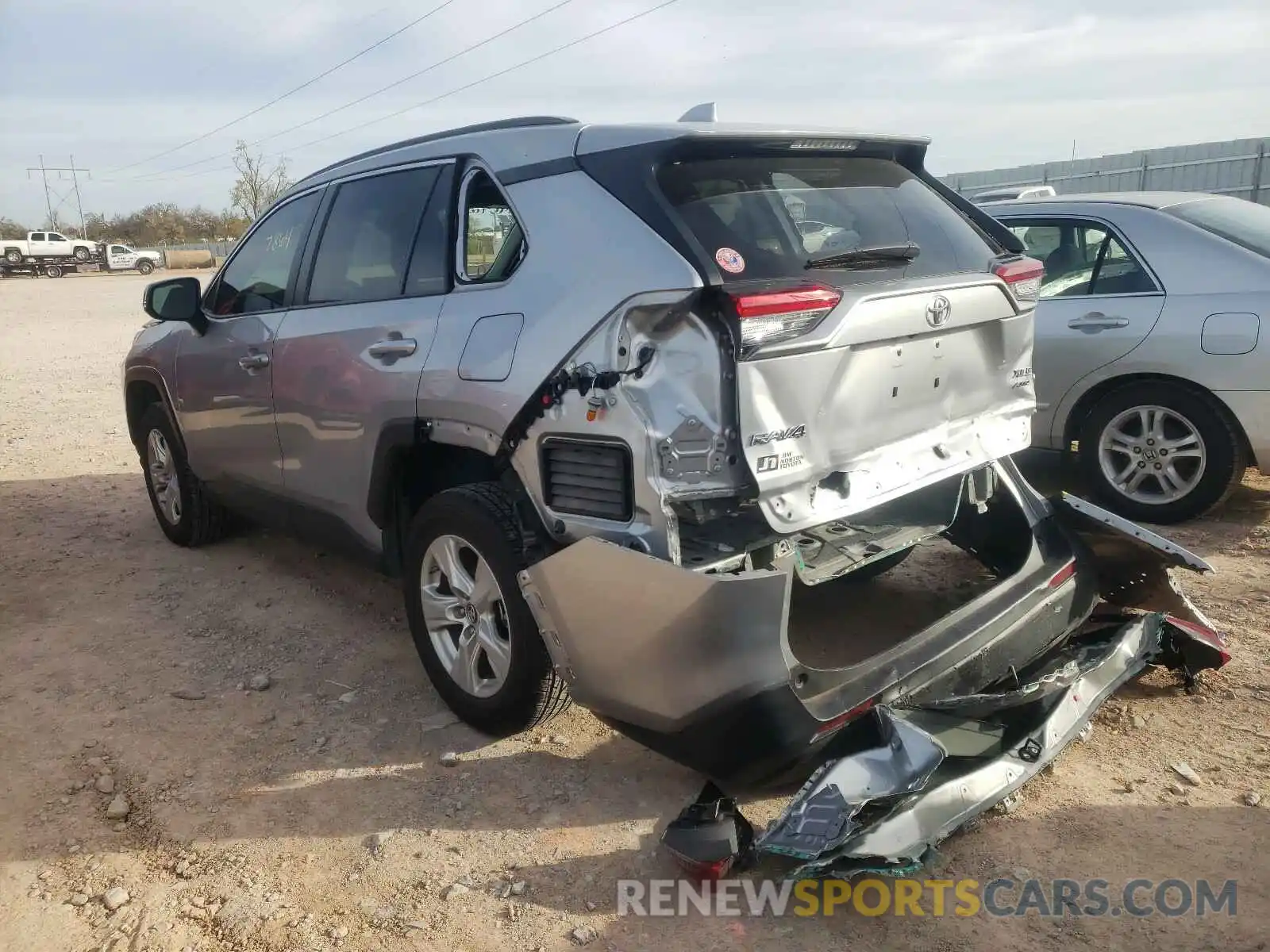 3 Фотография поврежденного автомобиля 2T3P1RFV1KW046910 TOYOTA RAV4 2019