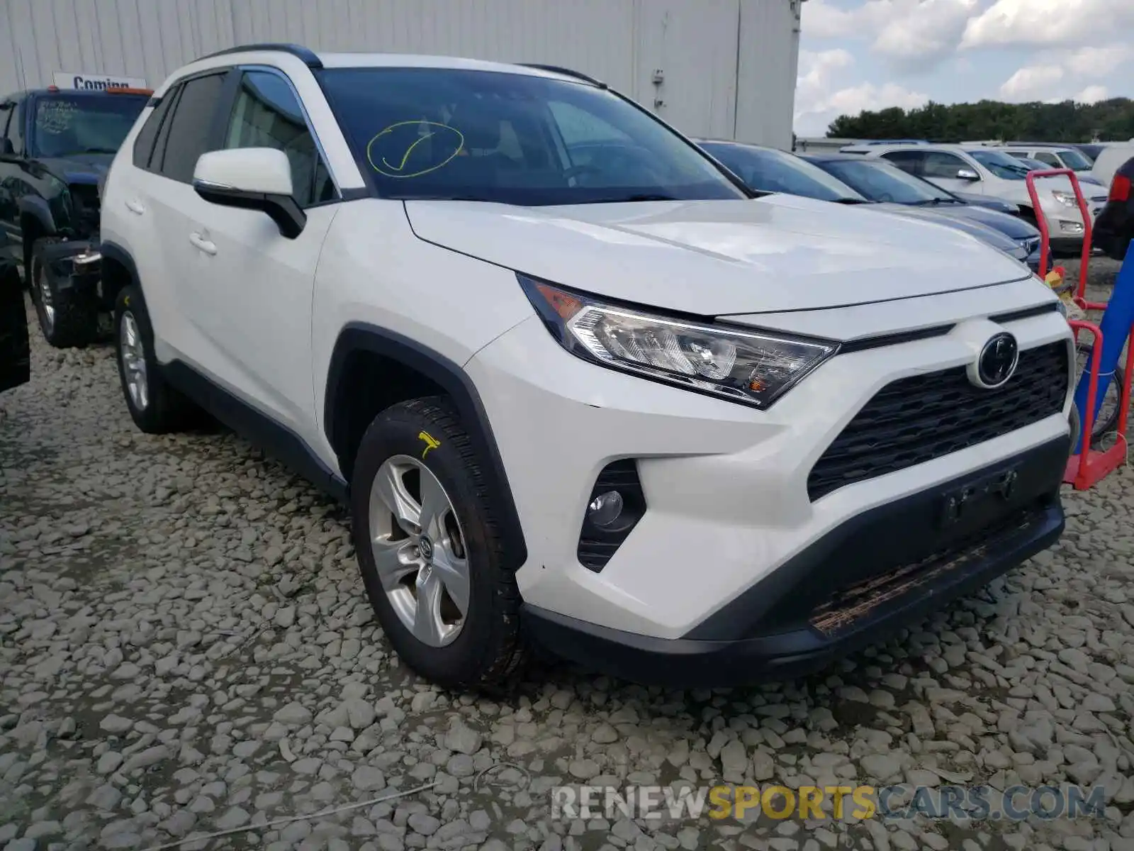 1 Фотография поврежденного автомобиля 2T3P1RFV1KW047958 TOYOTA RAV4 2019