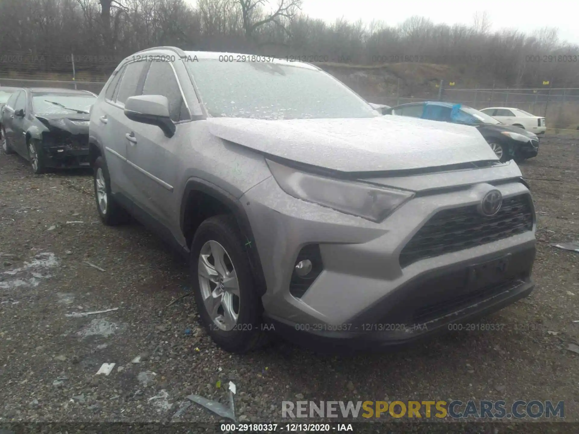 1 Фотография поврежденного автомобиля 2T3P1RFV1KW050844 TOYOTA RAV4 2019