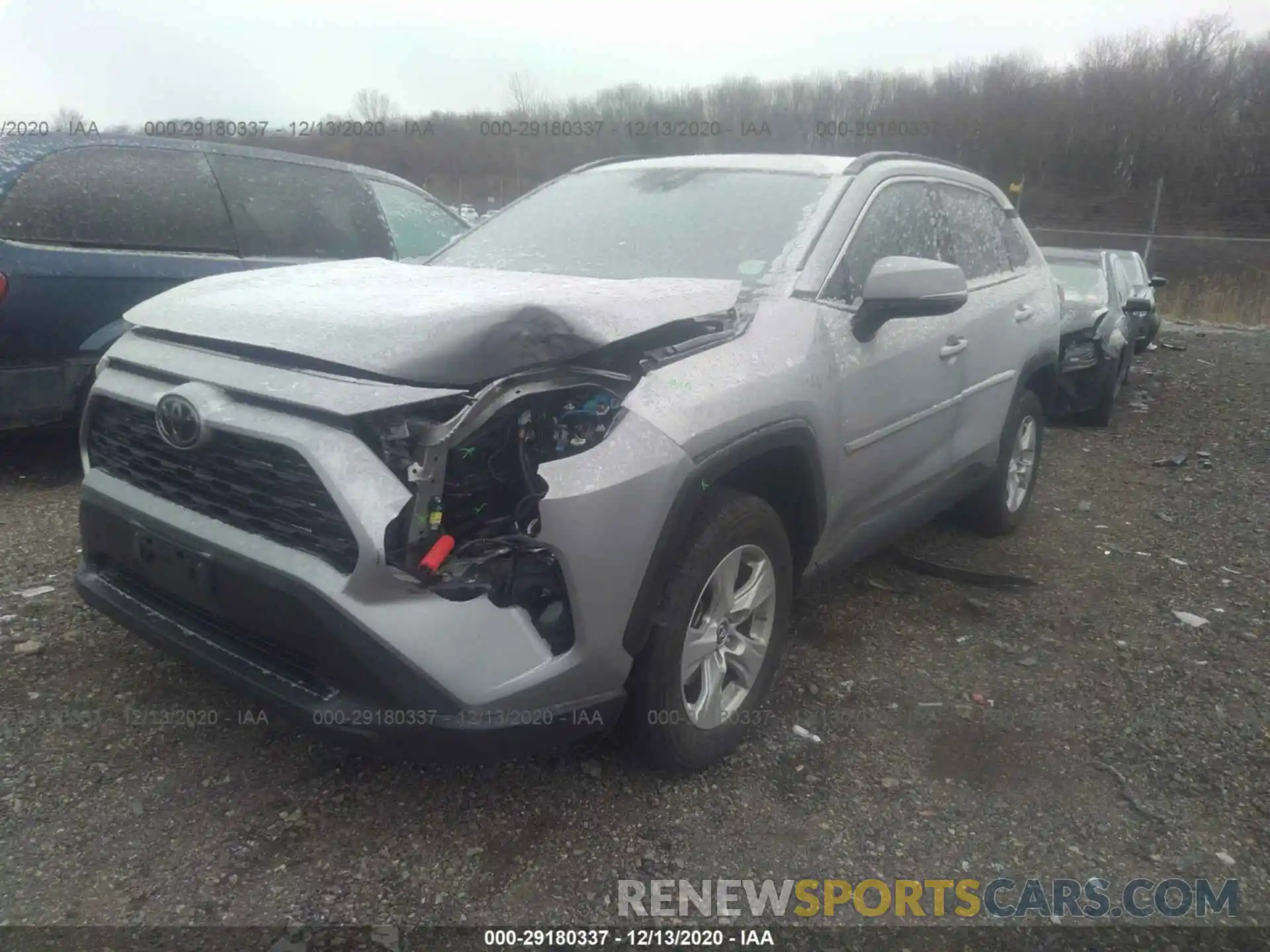 2 Photograph of a damaged car 2T3P1RFV1KW050844 TOYOTA RAV4 2019